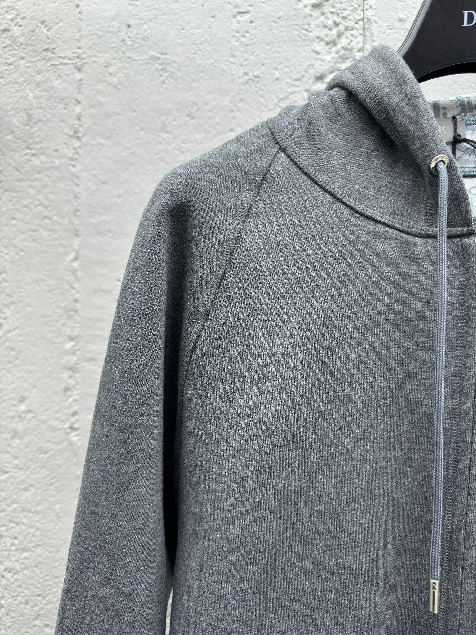 Dior 高仿連帽拉鍊衛衣 灰色簡約刺繡款外套| 12 Dior 高仿連帽拉鍊衛衣 灰色簡約刺繡款外套