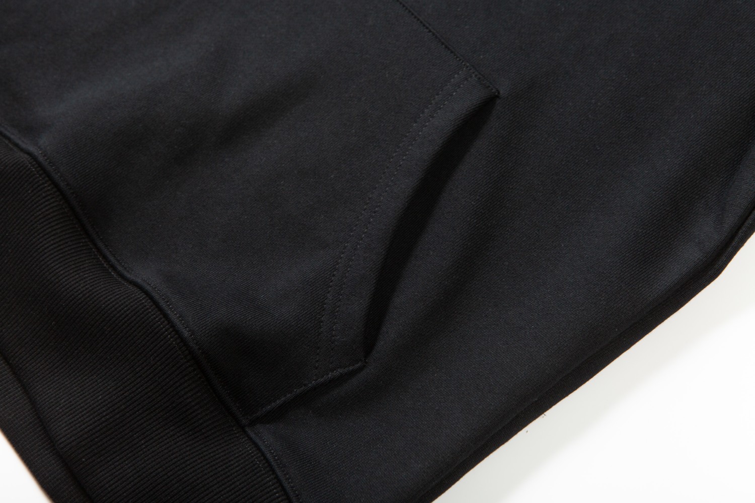 Dior 高仿黑色連帽套頭衛衣 簡約刺繡休閒款| 11 Dior 高仿黑色連帽套頭衛衣 簡約刺繡休閒款