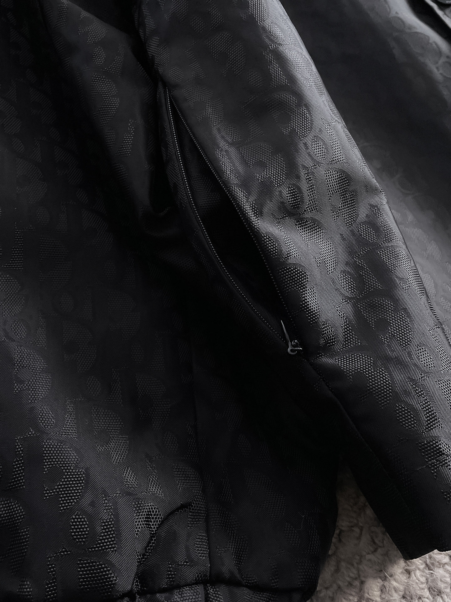 Dior 一比一滿版LOGO襯衫外套 黑色經典款| 7 Dior 一比一滿版LOGO襯衫外套 黑色經典款