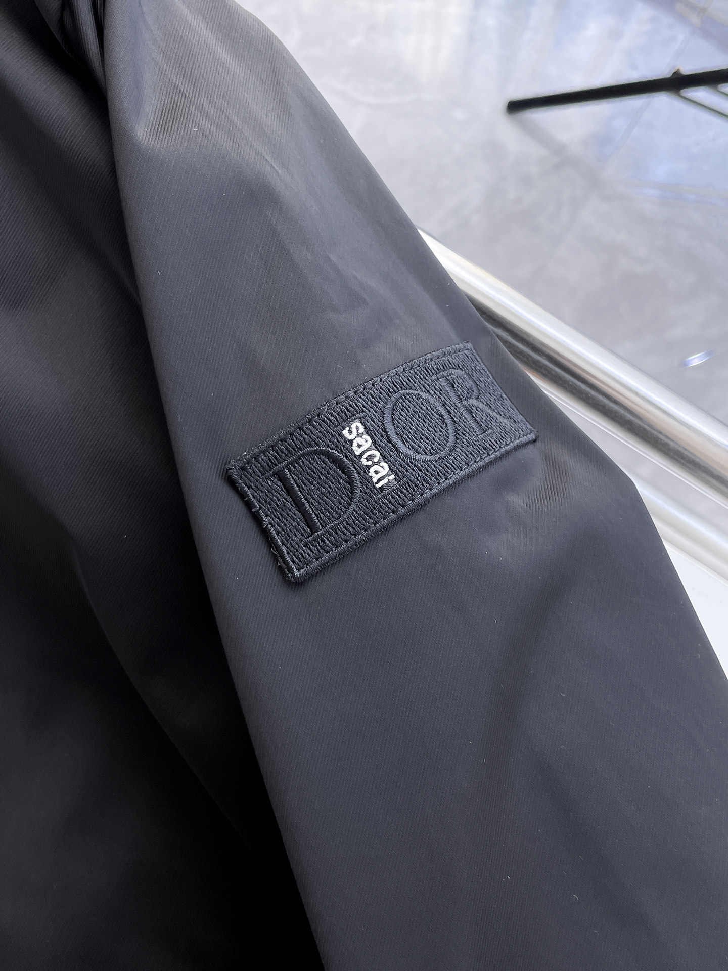 Dior 高仿連帽防風外套 黑色拉鍊夾克寬鬆版| 15 Dior 高仿連帽防風外套 黑色拉鍊夾克寬鬆版