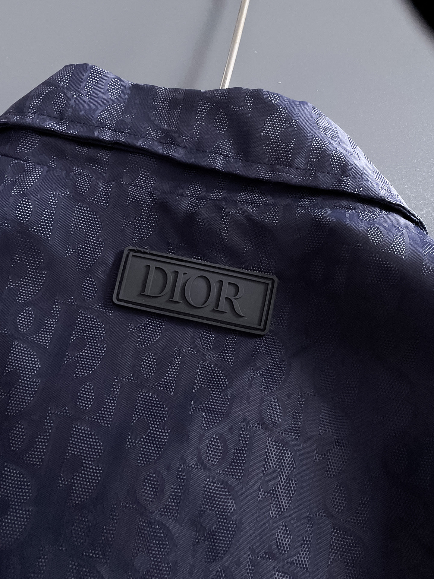 Dior A貨滿版LOGO防風外套 深藍色翻領款| 15 Dior A貨滿版LOGO防風外套 深藍色翻領款