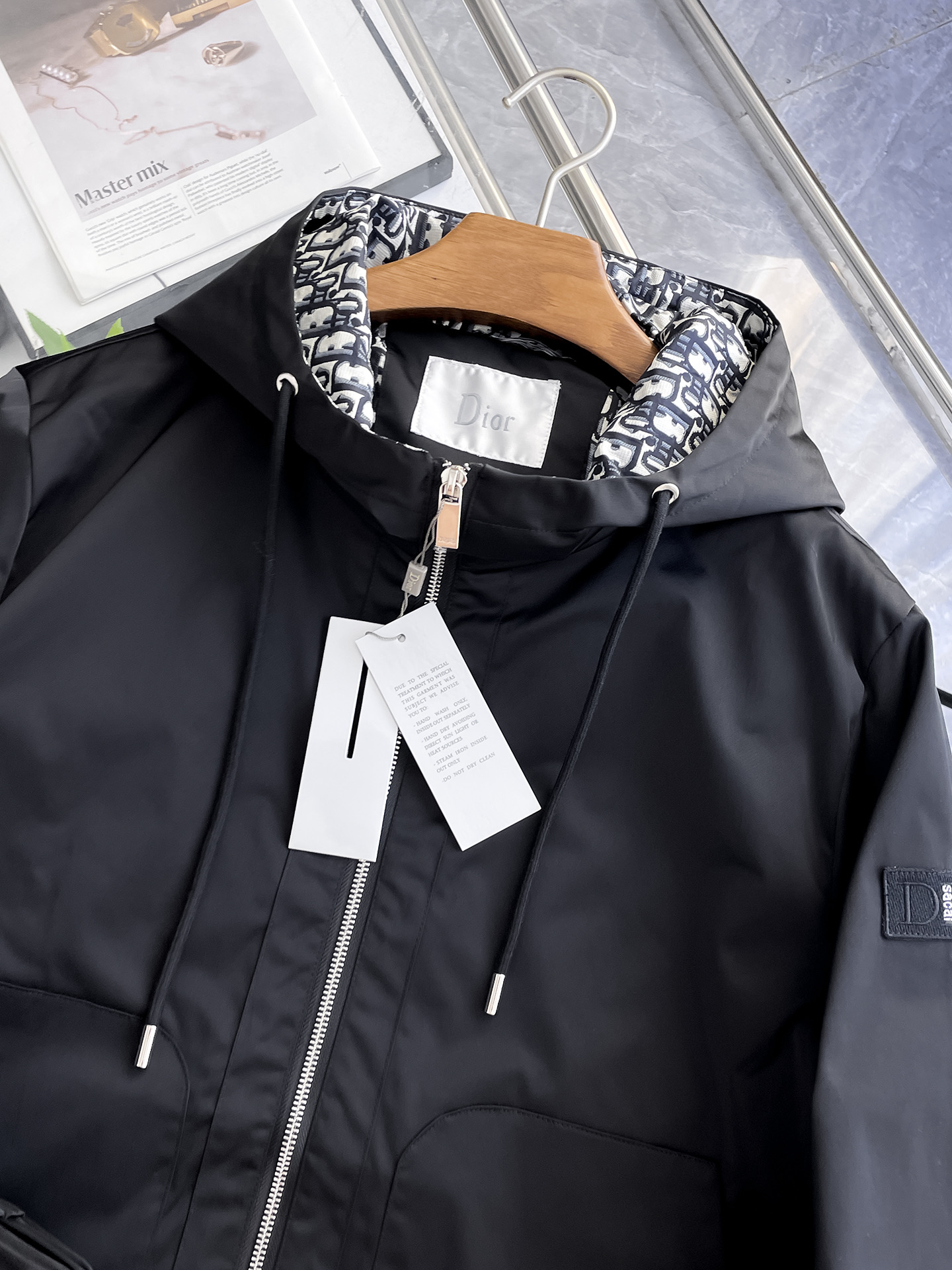 Dior 高仿連帽防風外套 黑色拉鍊夾克寬鬆版| 12 Dior 高仿連帽防風外套 黑色拉鍊夾克寬鬆版