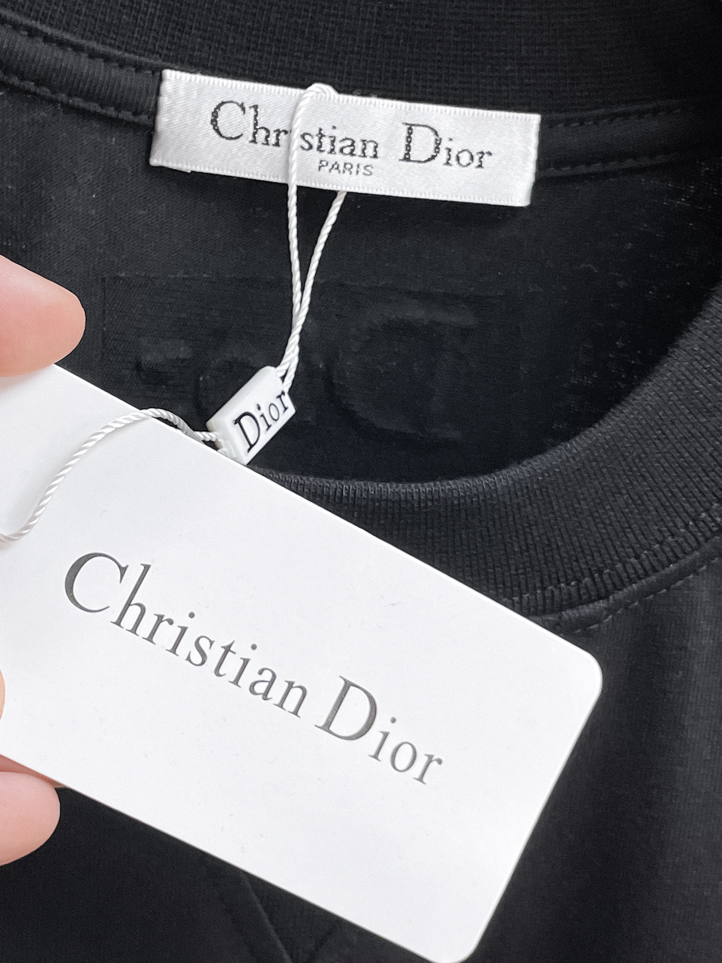Dior 一比一短袖T恤 經典立體字母設計高端款| 10 Dior 一比一短袖T恤 經典立體字母設計高端款