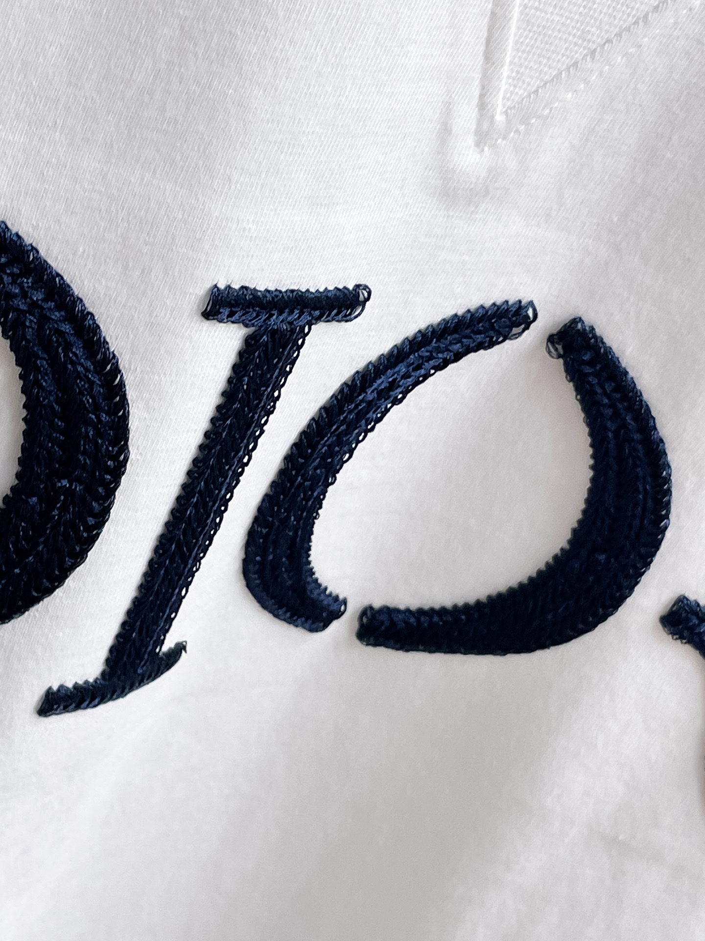 Dior 復刻短袖T恤 經典字母刺繡簡約百搭款