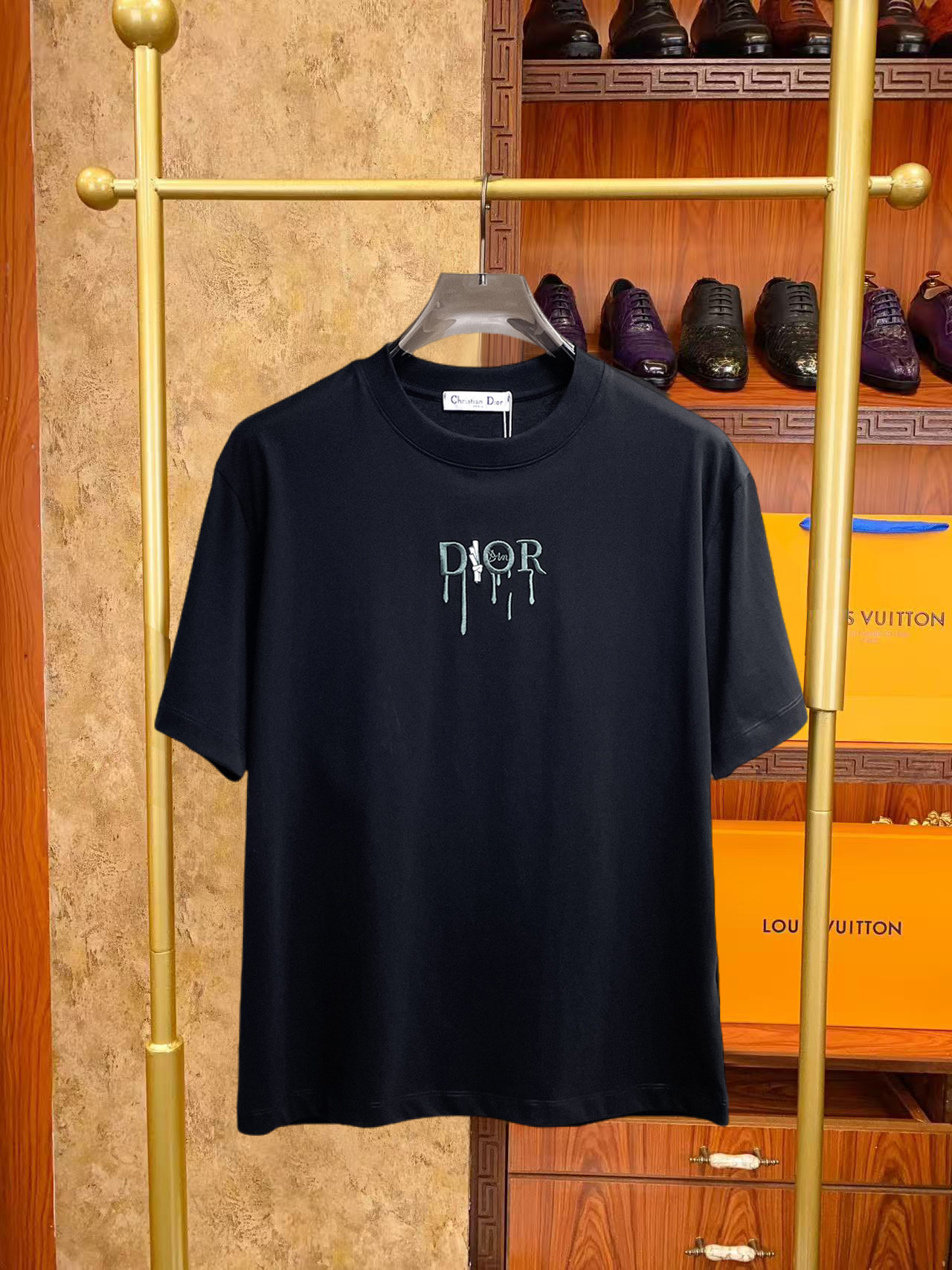 Dior 一比一短袖T恤 黑色滴墨字母潮流款| 3 Dior 一比一短袖T恤 黑色滴墨字母潮流款