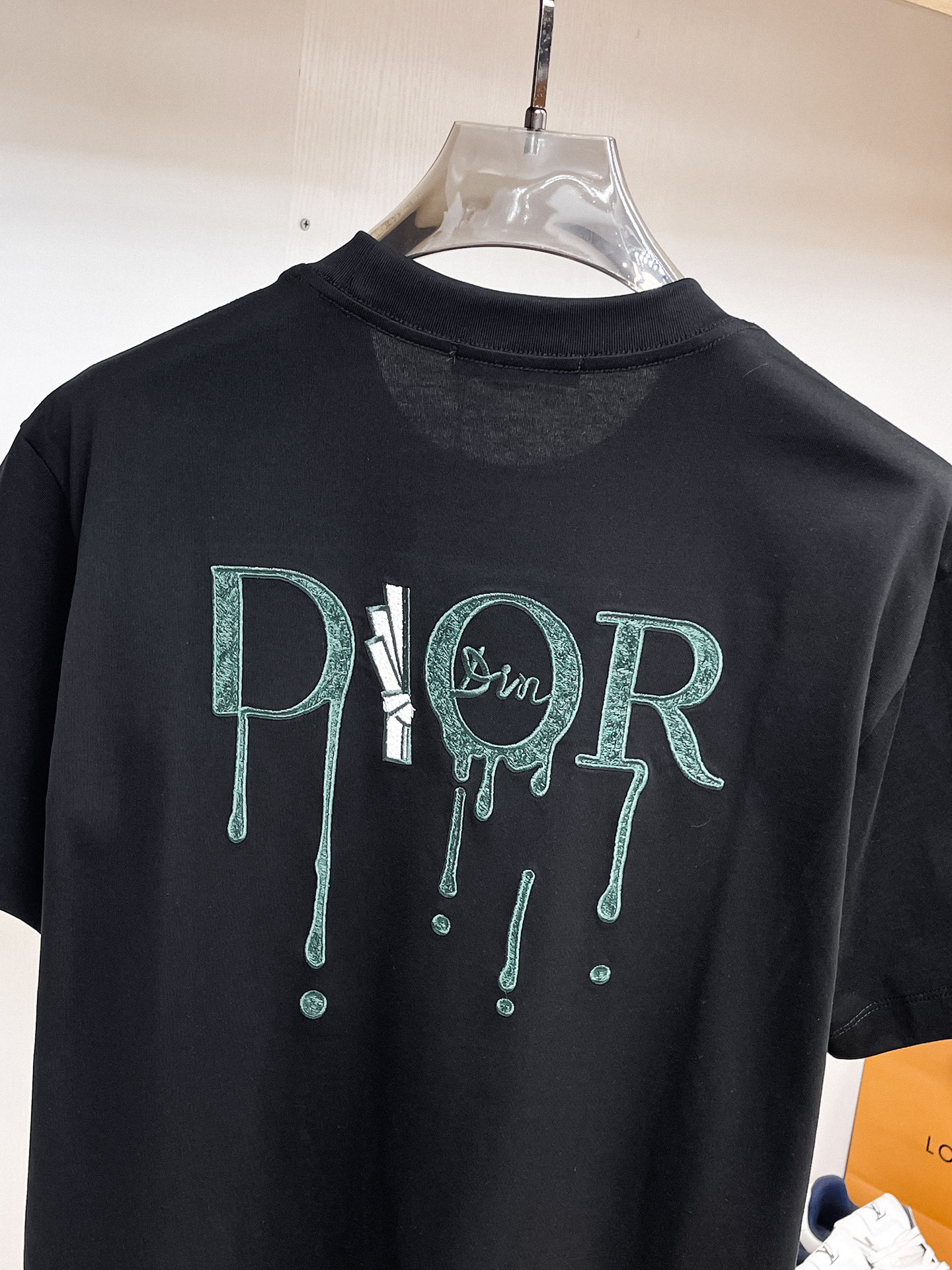 Dior 一比一短袖T恤 黑色滴墨字母潮流款| 9 Dior 一比一短袖T恤 黑色滴墨字母潮流款