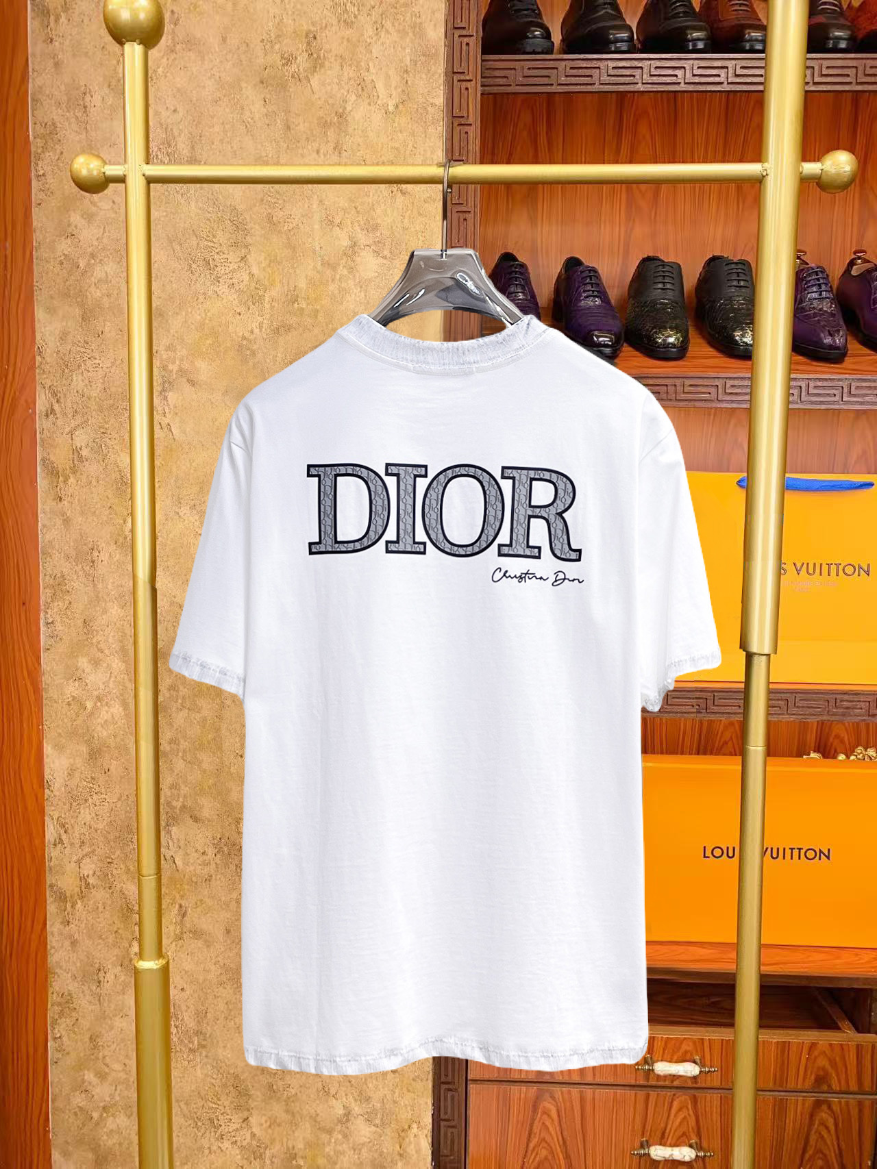 Dior 原單短袖T恤 簡約字母設計經典百搭款| 14 Dior 原單短袖T恤 簡約字母設計經典百搭款
