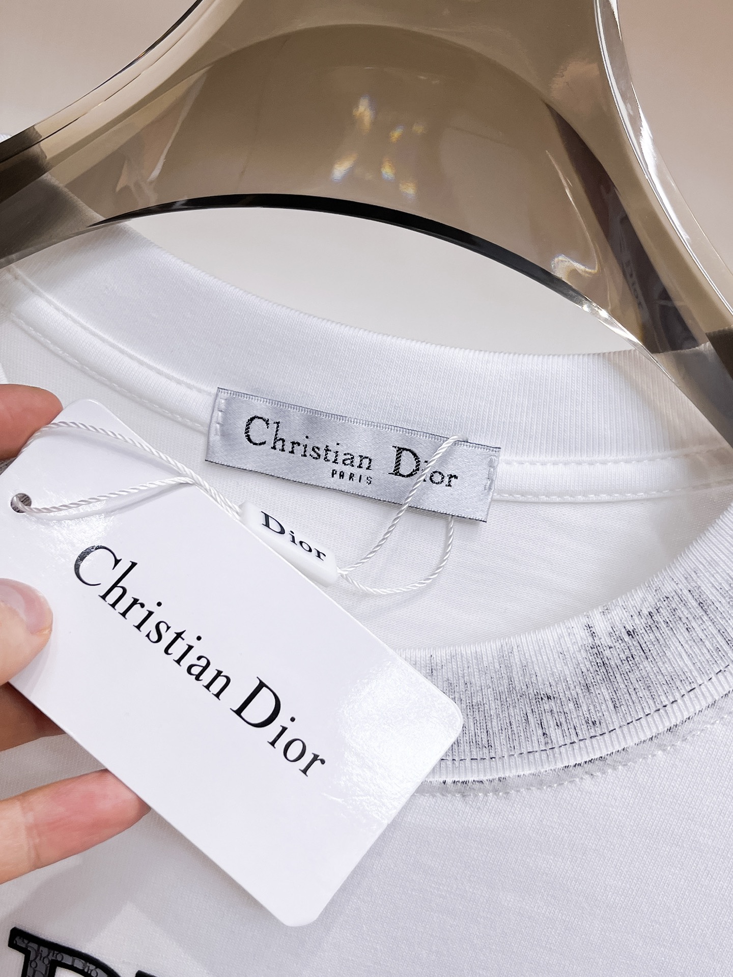 Dior 原單短袖T恤 簡約字母設計經典百搭款| 11 Dior 原單短袖T恤 簡約字母設計經典百搭款