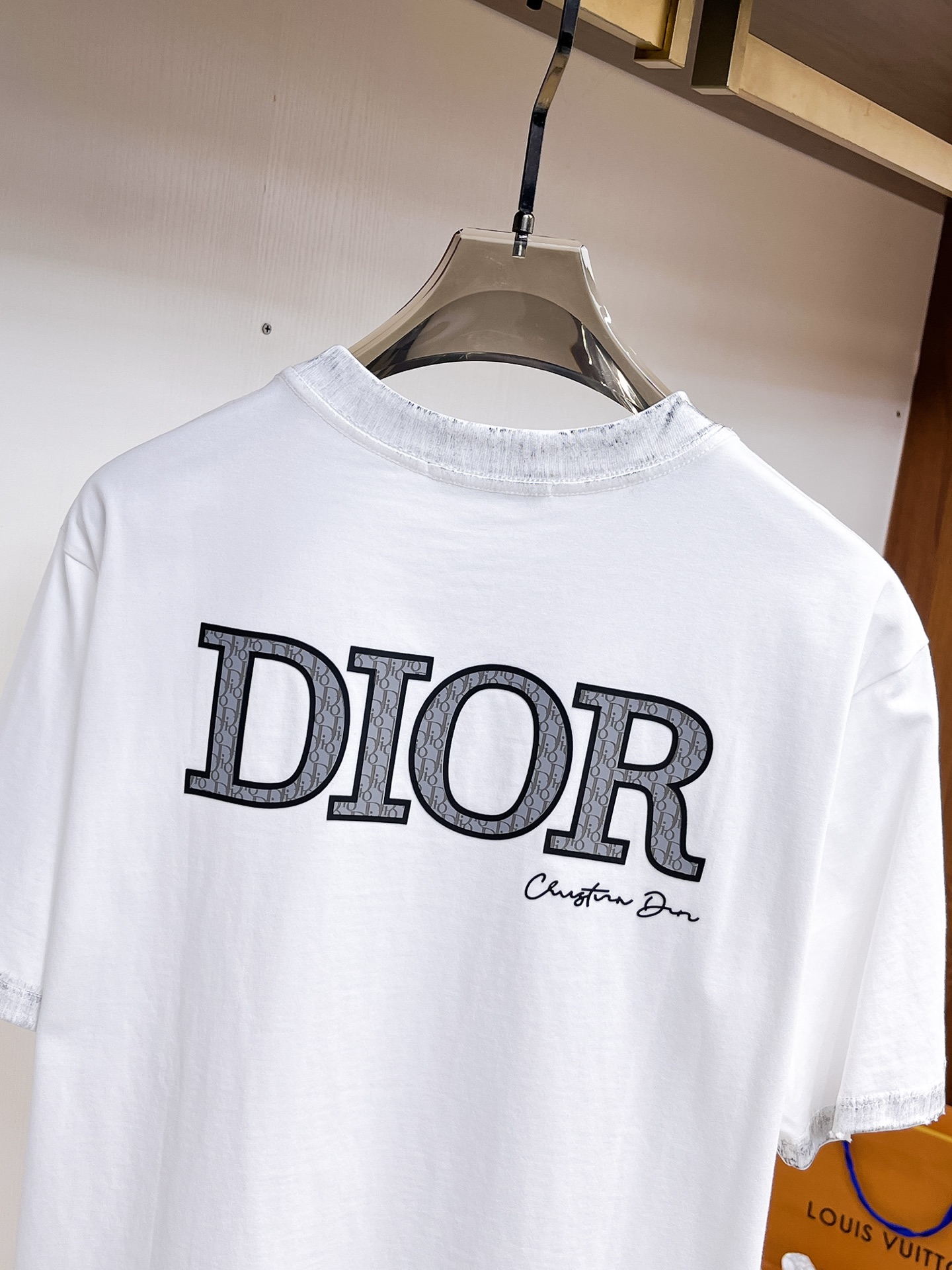 Dior 原單短袖T恤 簡約字母設計經典百搭款| 9 Dior 原單短袖T恤 簡約字母設計經典百搭款