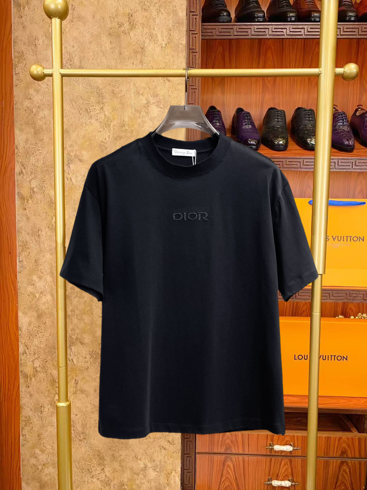 Dior 原單短袖T恤 黑色同色刺繡簡約高端款| 3 Dior 原單短袖T恤 黑色同色刺繡簡約高端款