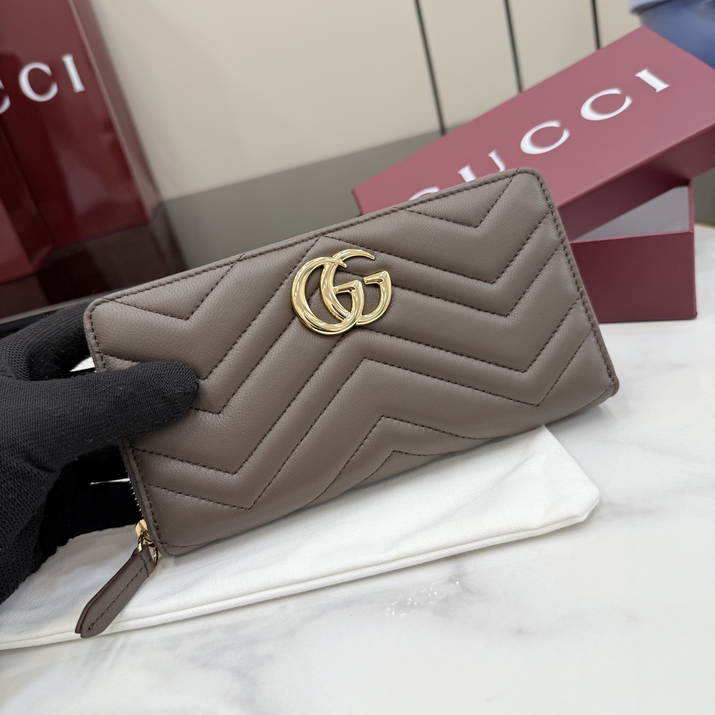 Gucci高仿GG Marmont拉鍊長夾女士款菱格紋復古百搭精品手拿包| 11 Gucci高仿GG Marmont拉鍊長夾女士款菱格紋復古百搭精品手拿包