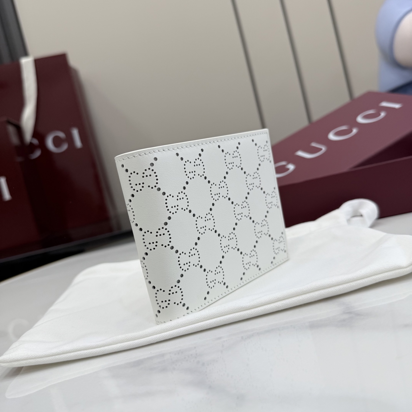Gucci高仿GG壓紋雙折短夾男士款簡約輕薄百搭精品皮夾| 14 Gucci高仿GG壓紋雙折短夾男士款簡約輕薄百搭精品皮夾