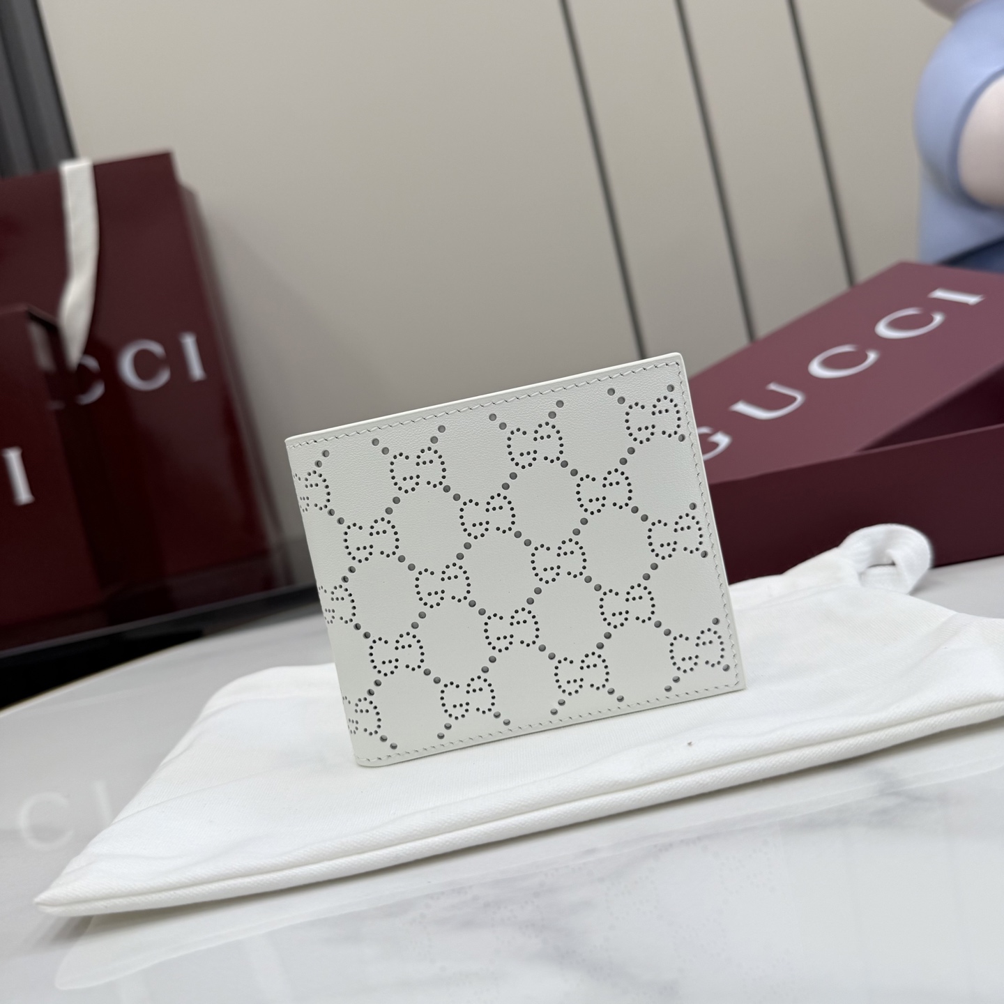 Gucci原單GG壓紋雙折短夾女士款白色清新簡約輕奢精品皮夾| 6 Gucci原單GG壓紋雙折短夾女士款白色清新簡約輕奢精品皮夾