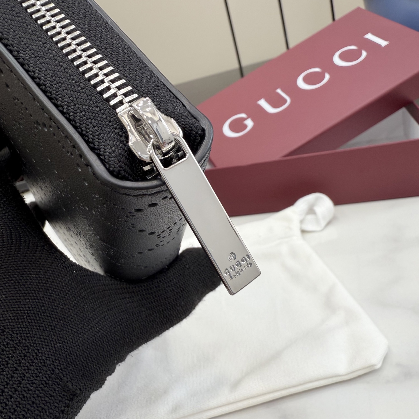 GucciA貨GG壓紋拉鍊長夾女士款黑色大容量時尚精品手拿包| 16 GucciA貨GG壓紋拉鍊長夾女士款黑色大容量時尚精品手拿包