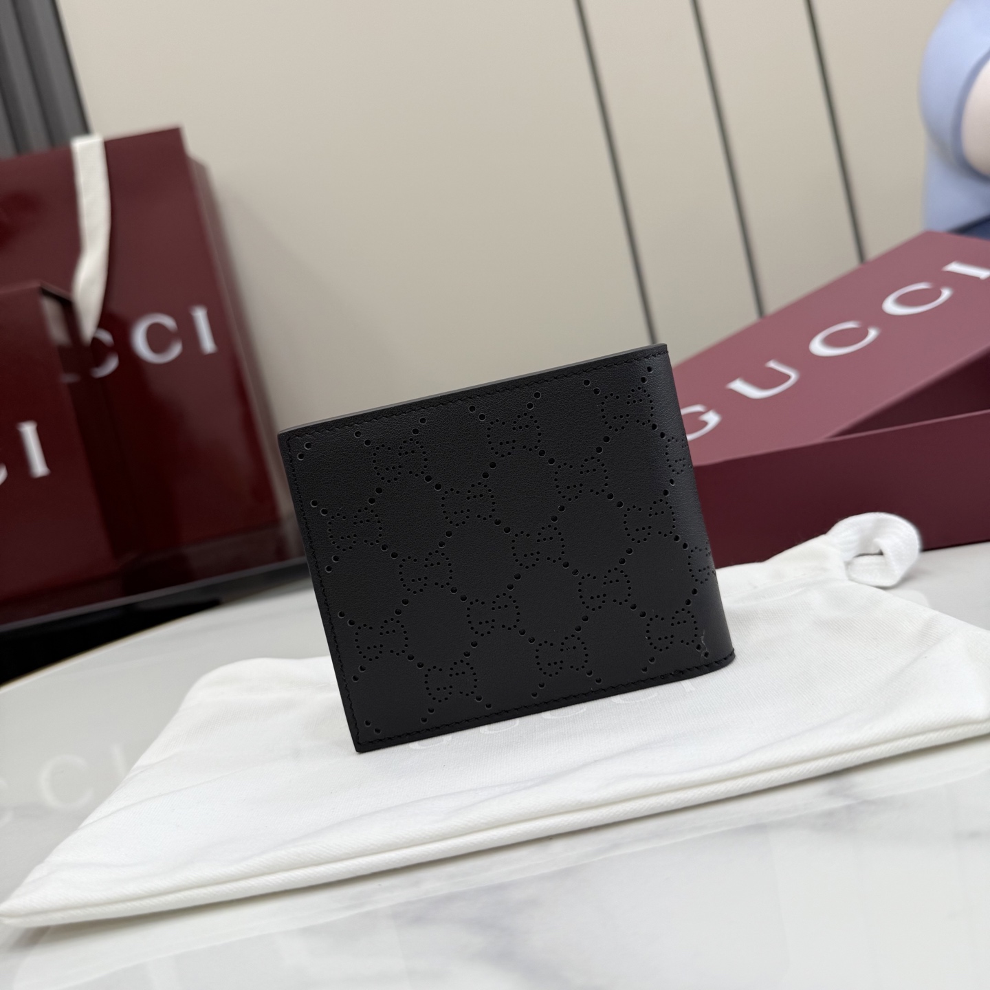 Gucci一比一GG壓紋雙折短夾男士款黑色經典百搭精品錢包