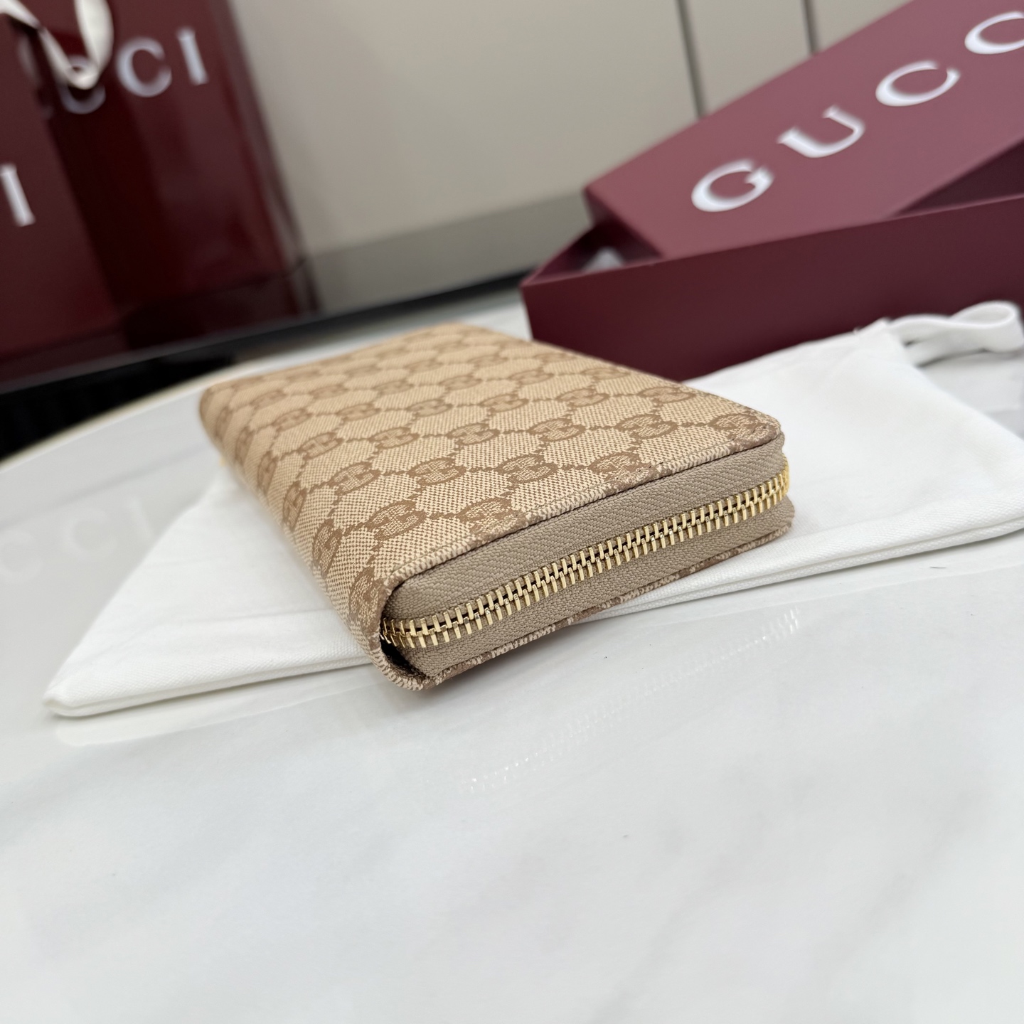 Gucci高仿GG老花帆布拉鍊長夾女士款卡其色經典百搭精品手拿包