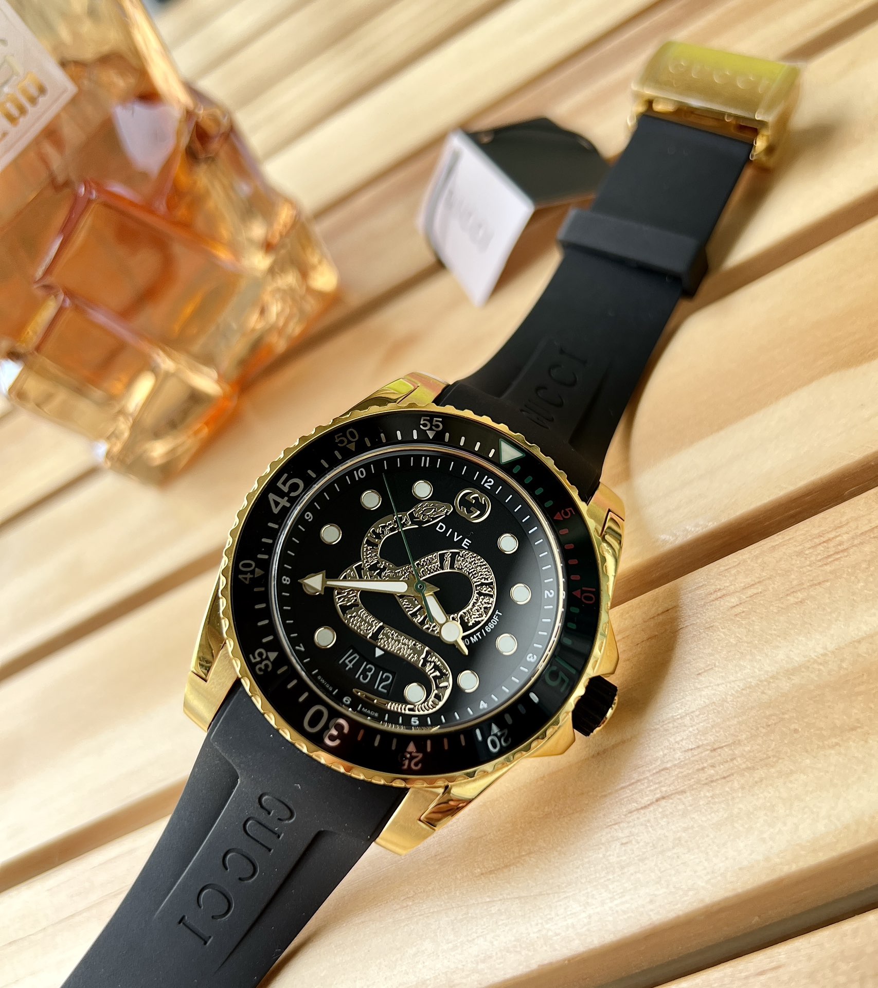 Gucci原單 Dive 系列 蛇紋圖案 潛水腕錶 黑色橡膠錶帶| 9 Gucci原單 Dive 系列 蛇紋圖案 潛水腕錶 黑色橡膠錶帶