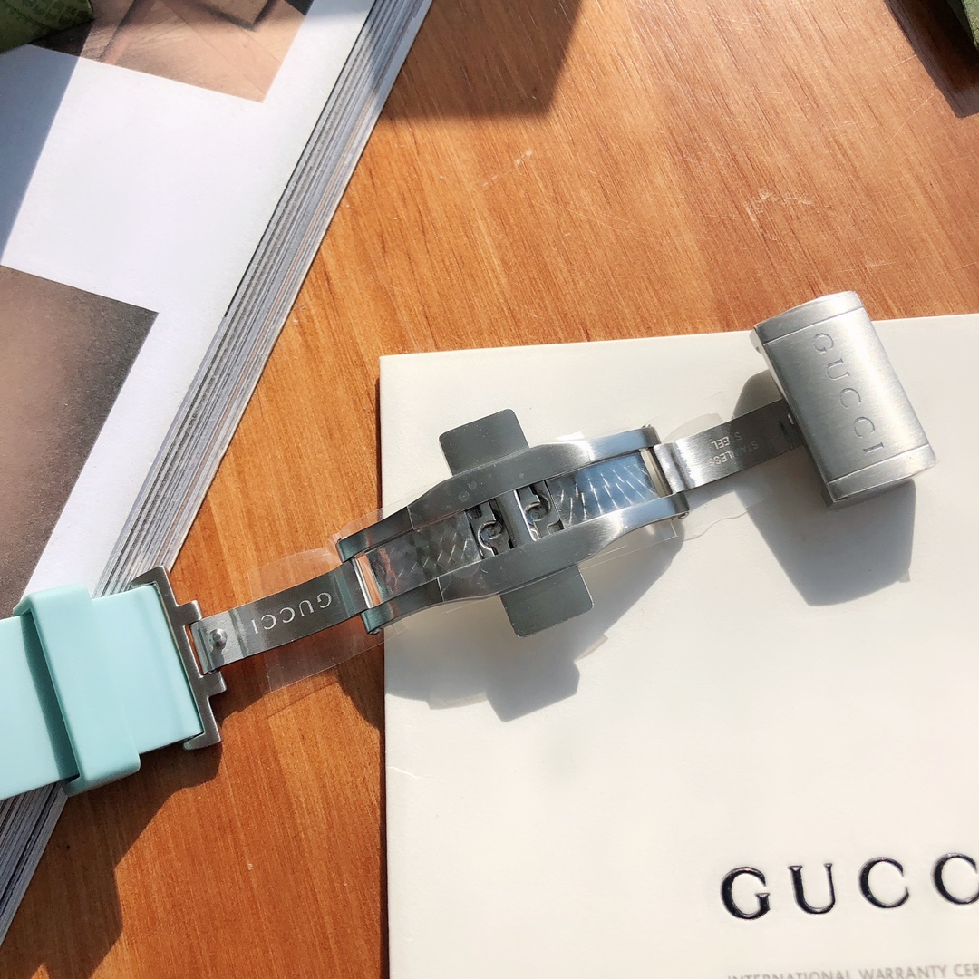 Gucci高仿 Dive 鏤空機械腕錶 藍色橡膠帶 潛水運動款| 7 Gucci高仿 Dive 鏤空機械腕錶 藍色橡膠帶 潛水運動款