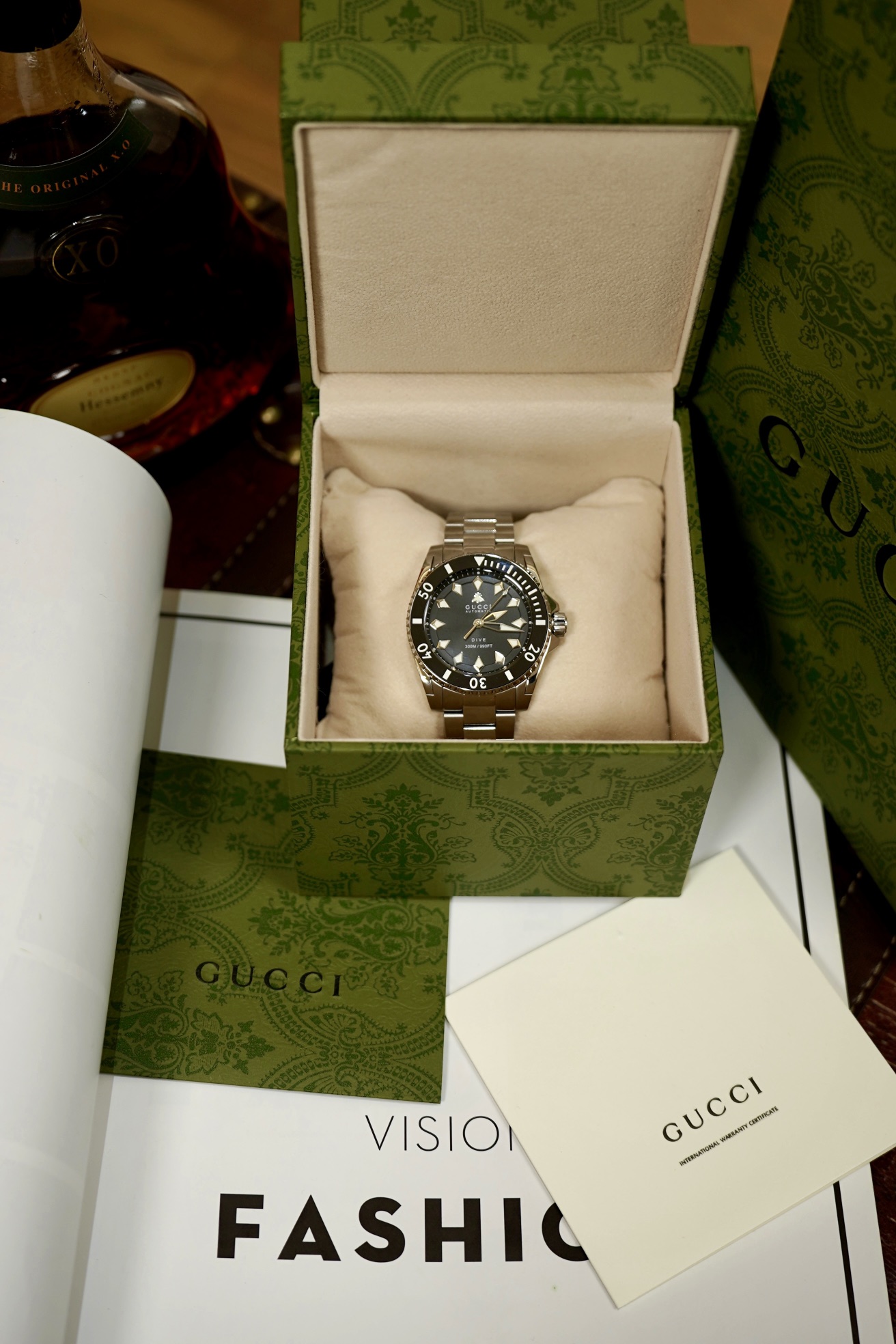 Gucci Dive 黑色表盤精鋼潛水腕錶 男士機械運動款| 11 Gucci Dive 黑色表盤精鋼潛水腕錶 男士機械運動款