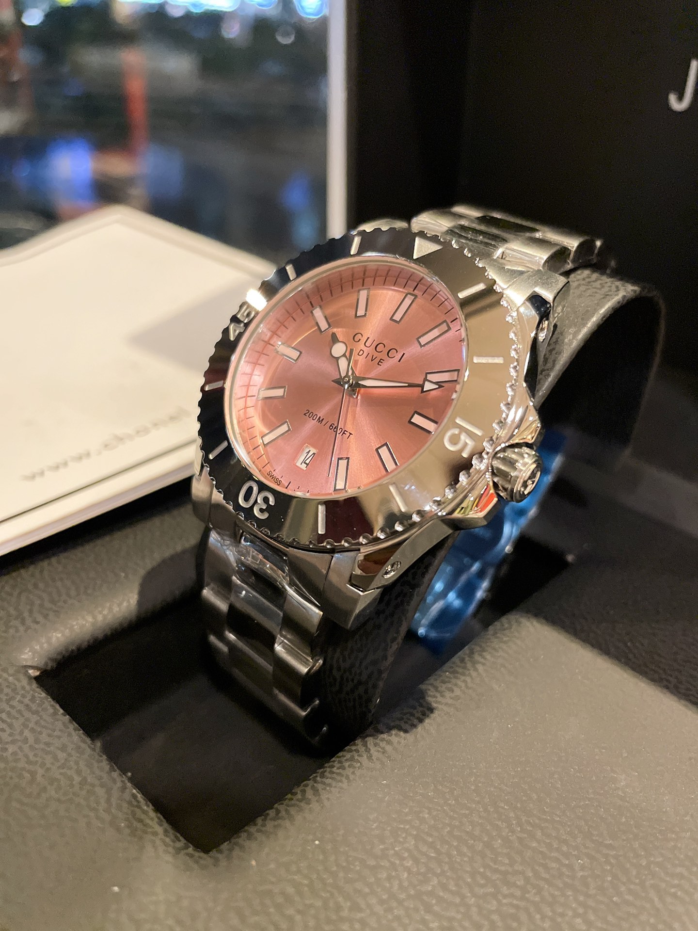 Gucci Dive 粉色表盤精鋼腕錶 女款時尚潛水手錶