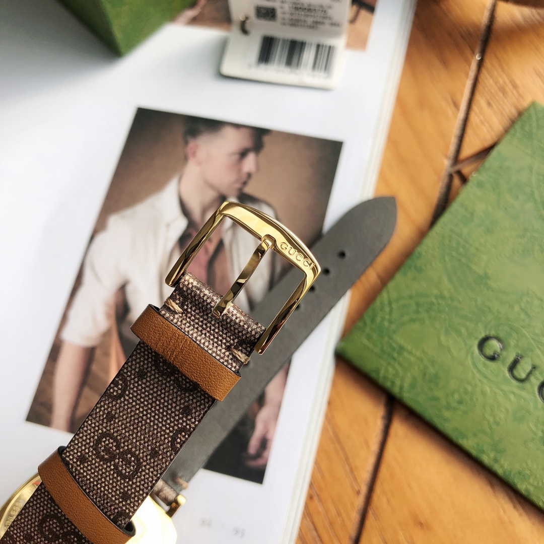 Gucci Grip Disney 米奇聯名GG帆布錶帶腕錶 復古款| 7 Gucci Grip Disney 米奇聯名GG帆布錶帶腕錶 復古款