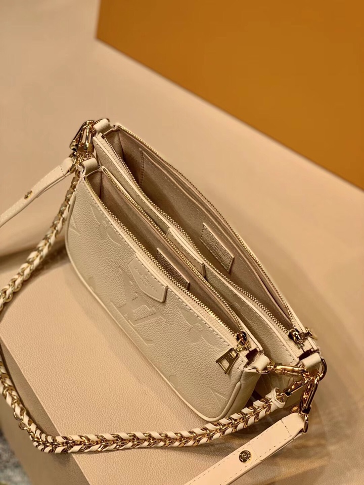 LV 原单米白压纹链条腋下包 Mini单肩斜挎包 女士轻奢百搭小方包| 7 LV 原单米白压纹链条腋下包 Mini单肩斜挎包 女士轻奢百搭小方包