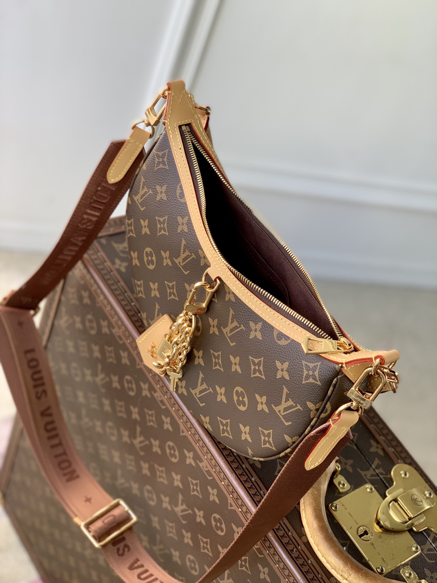 LV A貨女士手提包鎖頭設計經典老花通勤百搭款| 14 LV A貨女士手提包鎖頭設計經典老花通勤百搭款