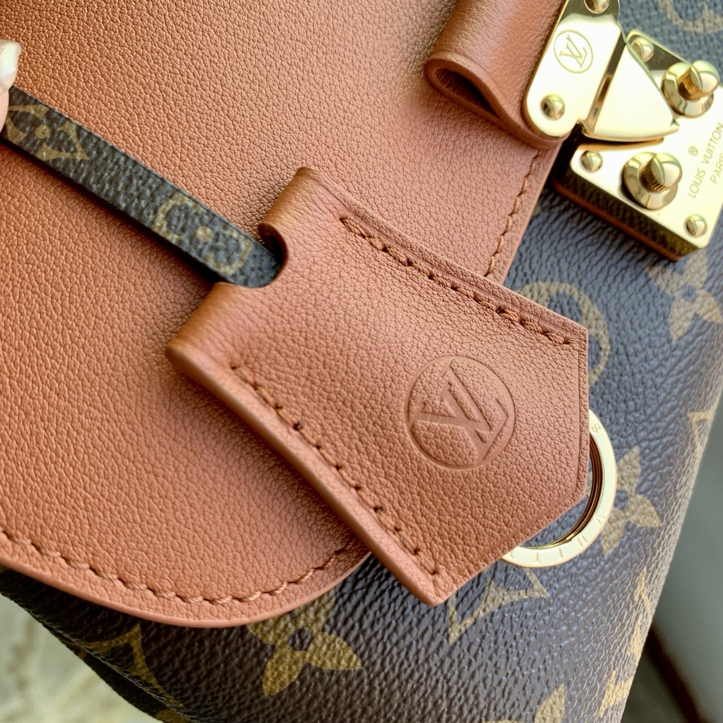 LV A貨女士手提斜背包棕色拼接設計復古百搭款