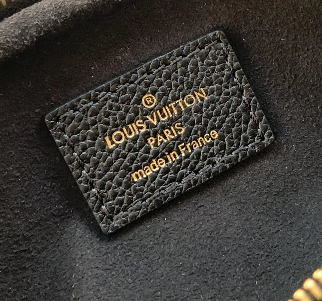 LV一比一Utility胸包 大Logo壓紋皮革 腰包斜背包| 8 LV一比一Utility胸包 大Logo壓紋皮革 腰包斜背包