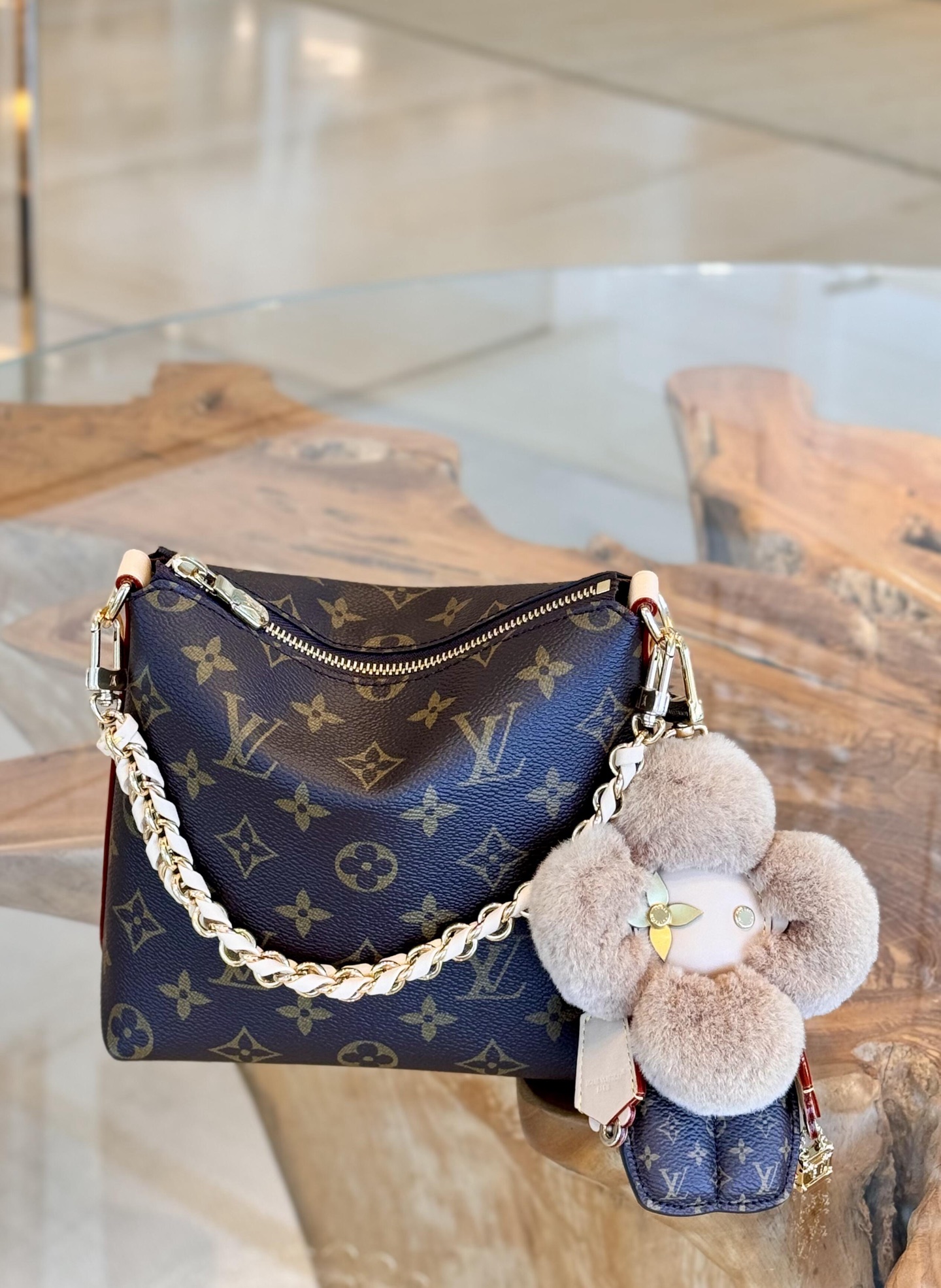 LV A貨 老花鏈條腋下包 時尚單肩斜挎包