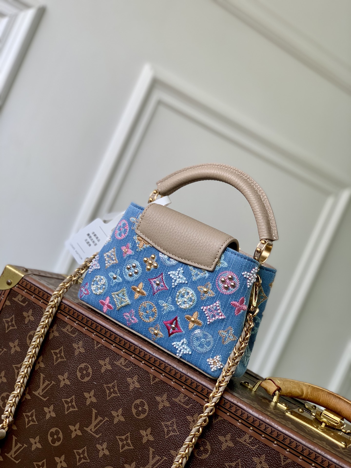 LV 一比一 牛仔刺繡Capucines迷你包 鏈條手提斜挎包| 13 LV 一比一 牛仔刺繡Capucines迷你包 鏈條手提斜挎包