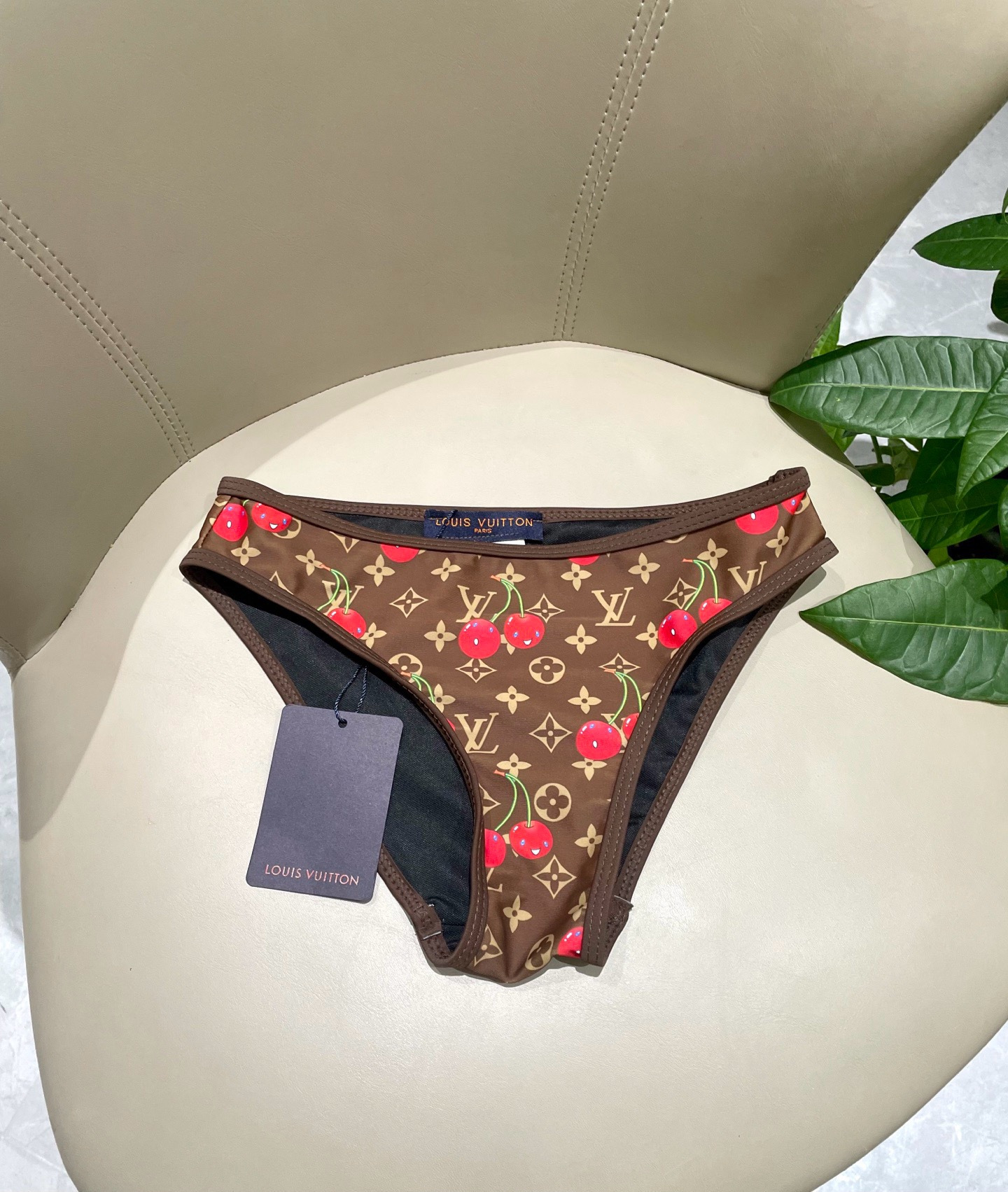 LV A貨 樱桃印花比基尼套装 性感分体泳衣女士沙滩泳装