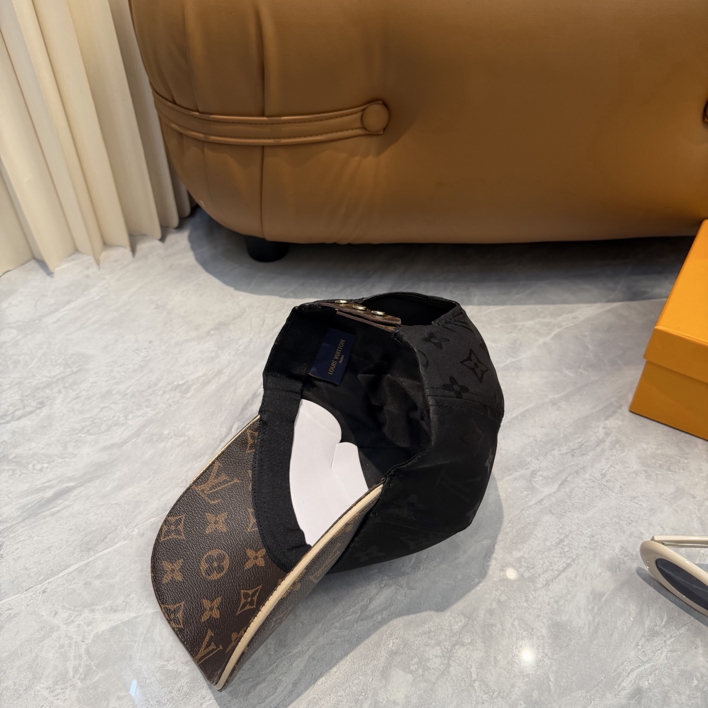 LV高仿拼接老花棒球帽 時尚休閒百搭帽| 12 LV高仿拼接老花棒球帽 時尚休閒百搭帽