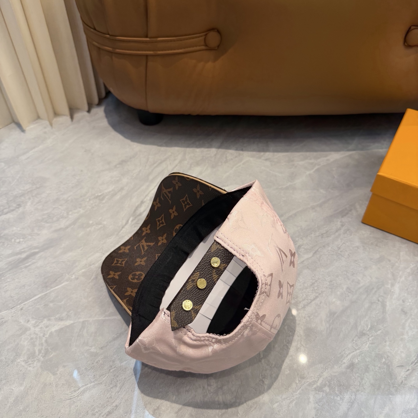 LV高仿粉色拼接老花棒球帽 時尚甜美百搭遮陽帽| 13 LV高仿粉色拼接老花棒球帽 時尚甜美百搭遮陽帽