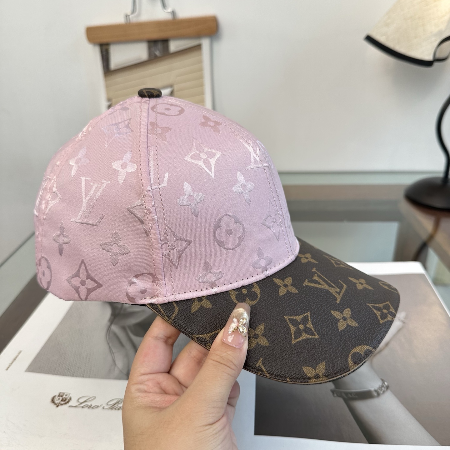 LV一比一粉色老花棒球帽 清新甜美遮陽休閒帽| 9 LV一比一粉色老花棒球帽 清新甜美遮陽休閒帽