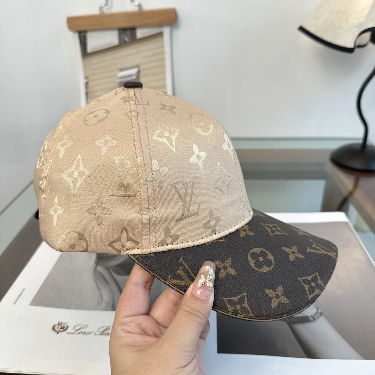 LV高仿卡其拼接老花棒球帽 經典高級百搭遮陽帽| 9 LV高仿卡其拼接老花棒球帽 經典高級百搭遮陽帽