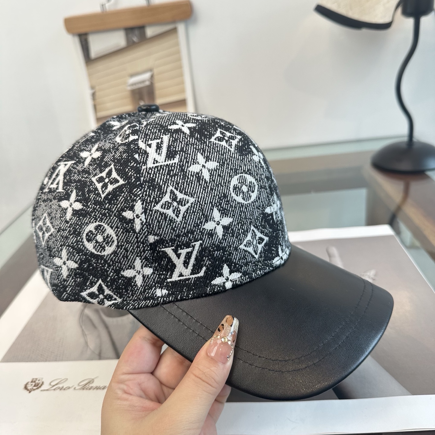 LV原單黑白老花拼皮棒球帽 Monogram拼接休閒鴨舌帽| 9 LV原單黑白老花拼皮棒球帽 Monogram拼接休閒鴨舌帽