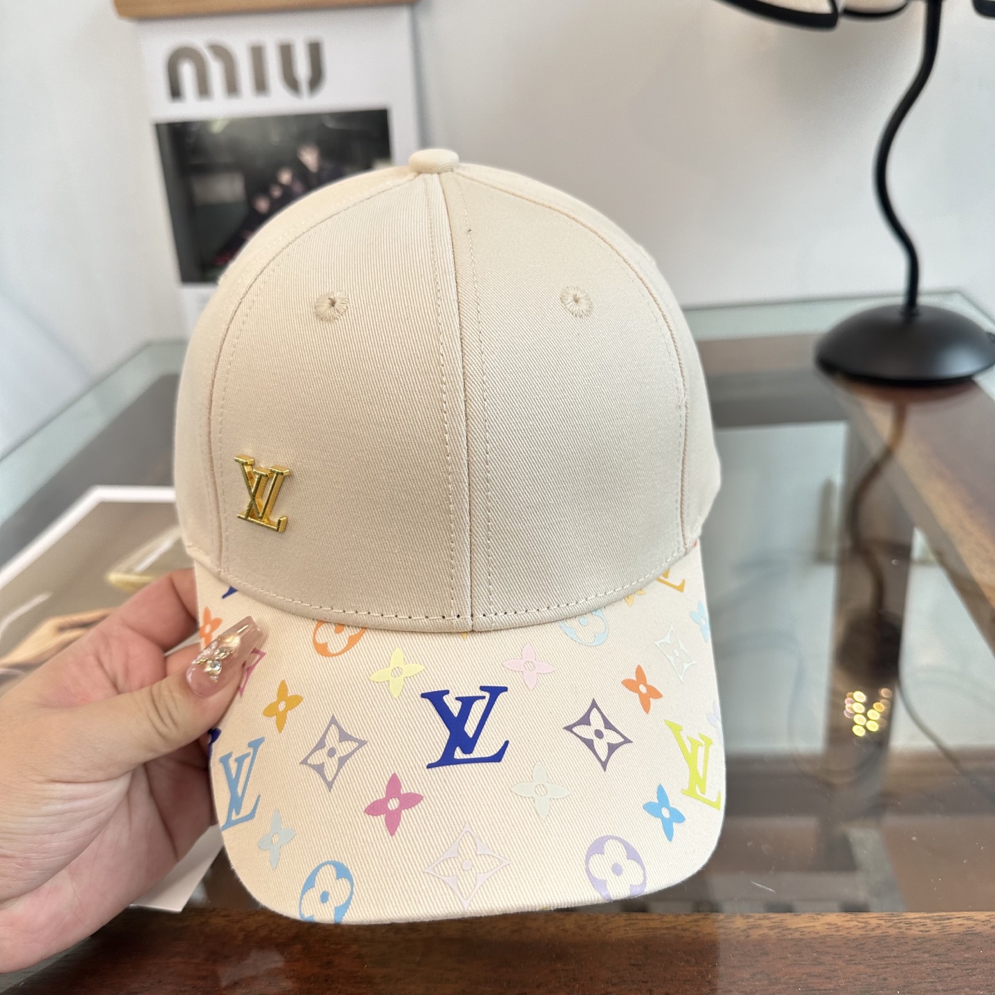 LV原單米白彩色老花棒球帽 清新百搭休閒遮陽帽| 11 LV原單米白彩色老花棒球帽 清新百搭休閒遮陽帽