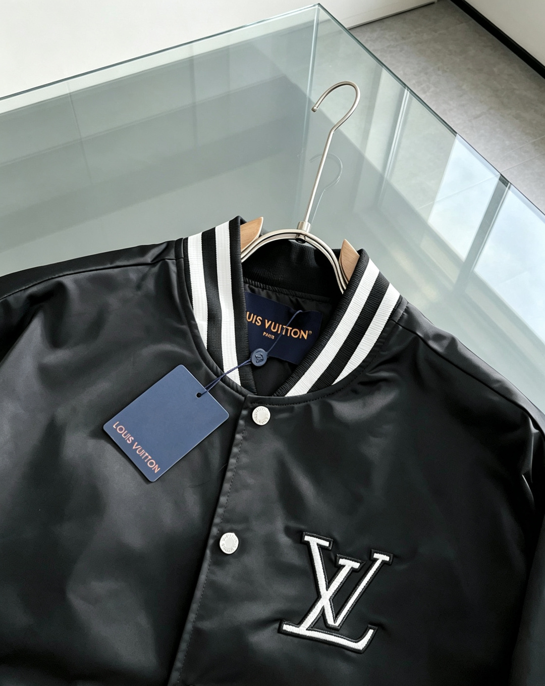 LV A貨棒球外套 男士夾克 黑色學院風休閒外套