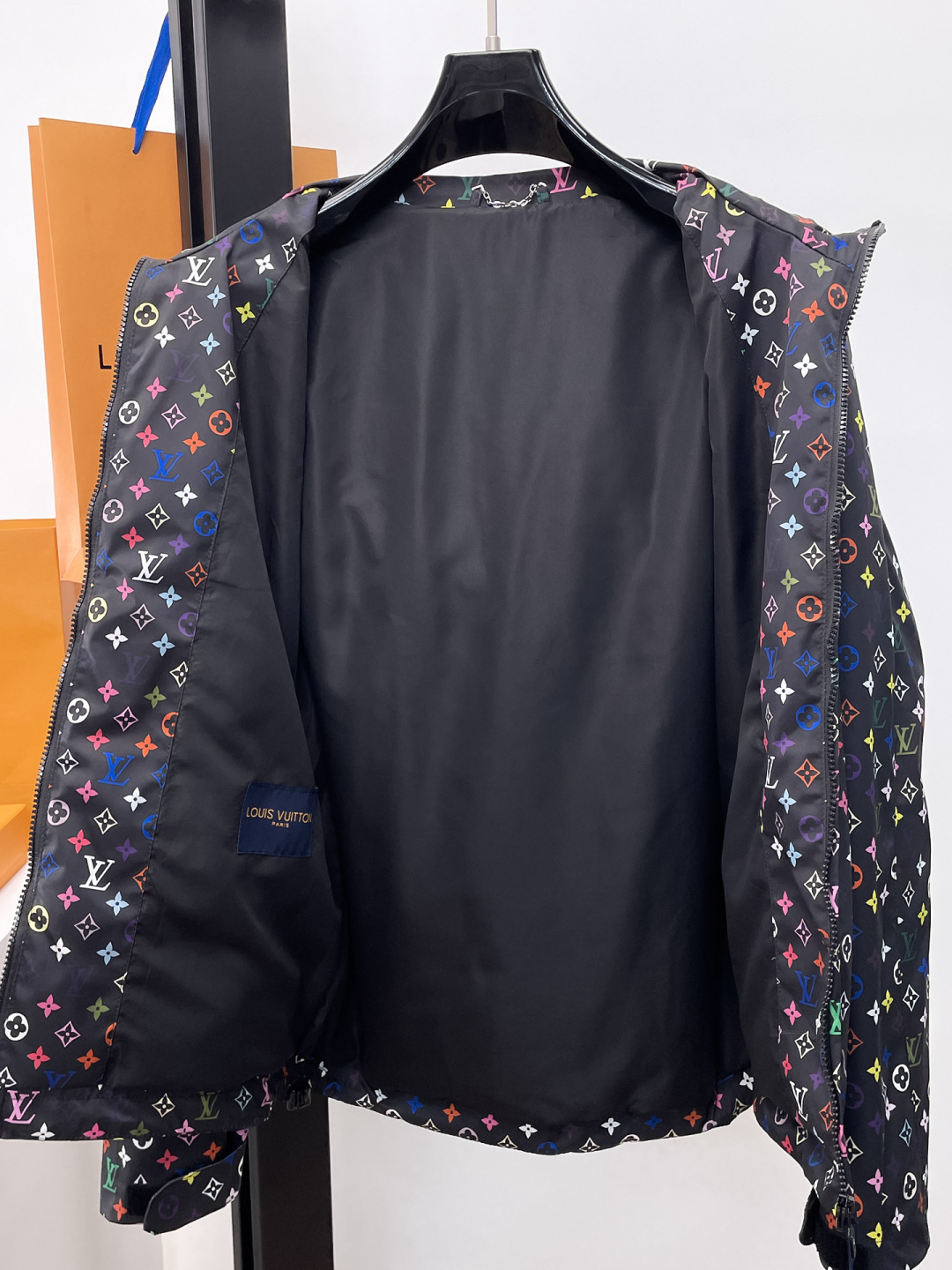 LV高仿彩色Monogram連帽外套 男士潮流印花防風夾克