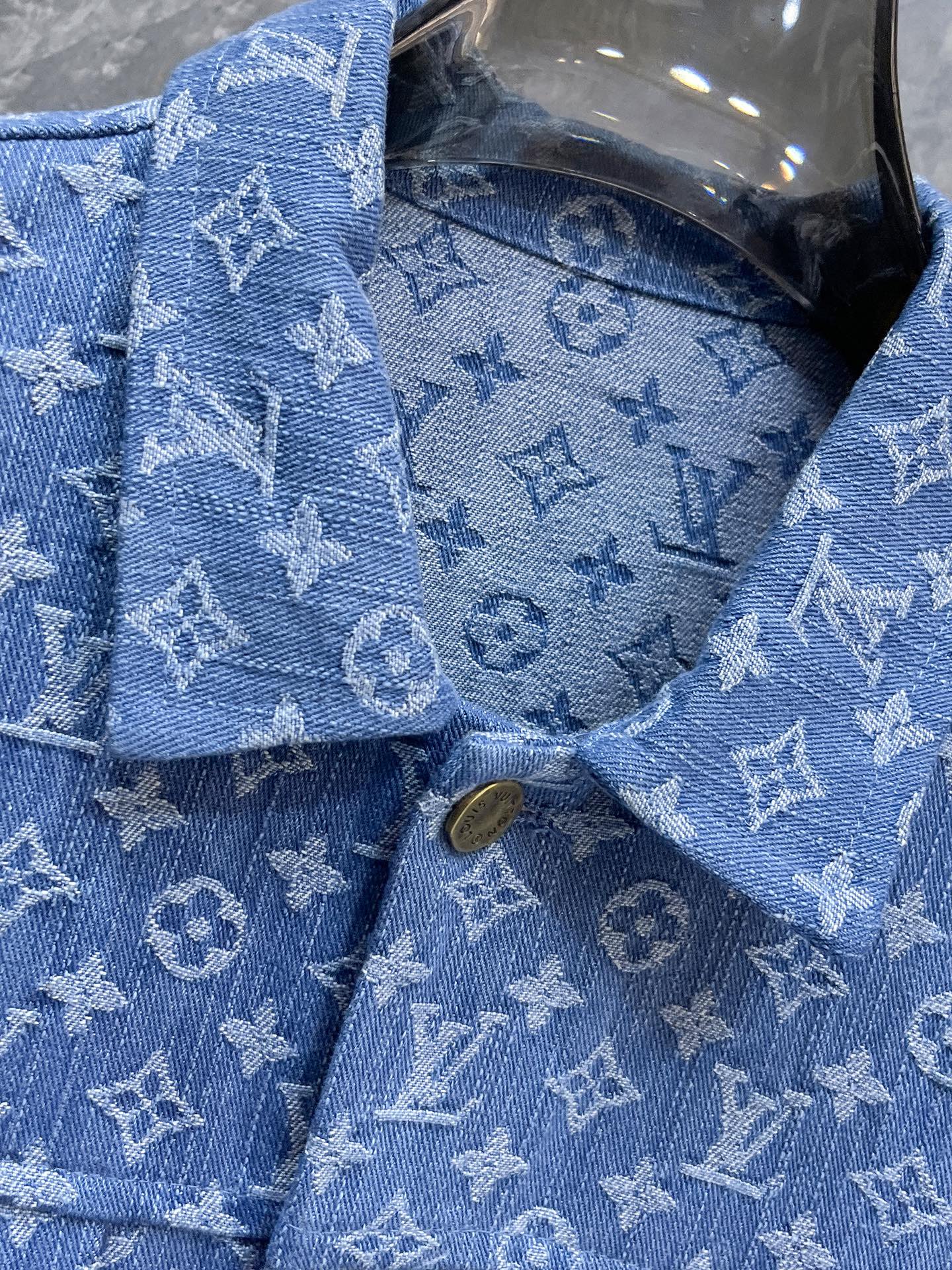 LV A貨滿印牛仔外套 男士經典Monogram丹寧夾克