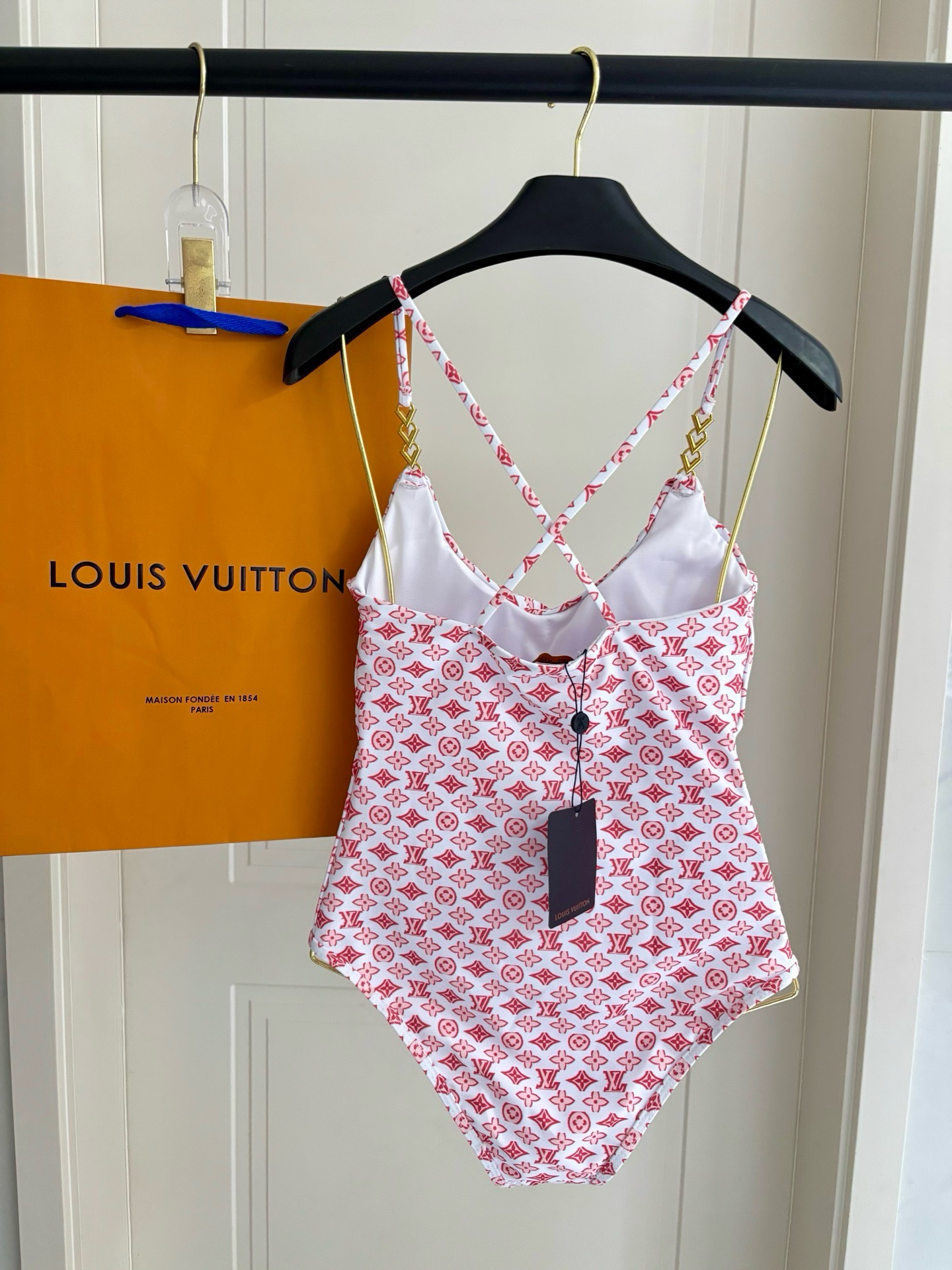 LV 高仿 Monogram粉色印花连体泳衣 女士性感修身沙滩泳装