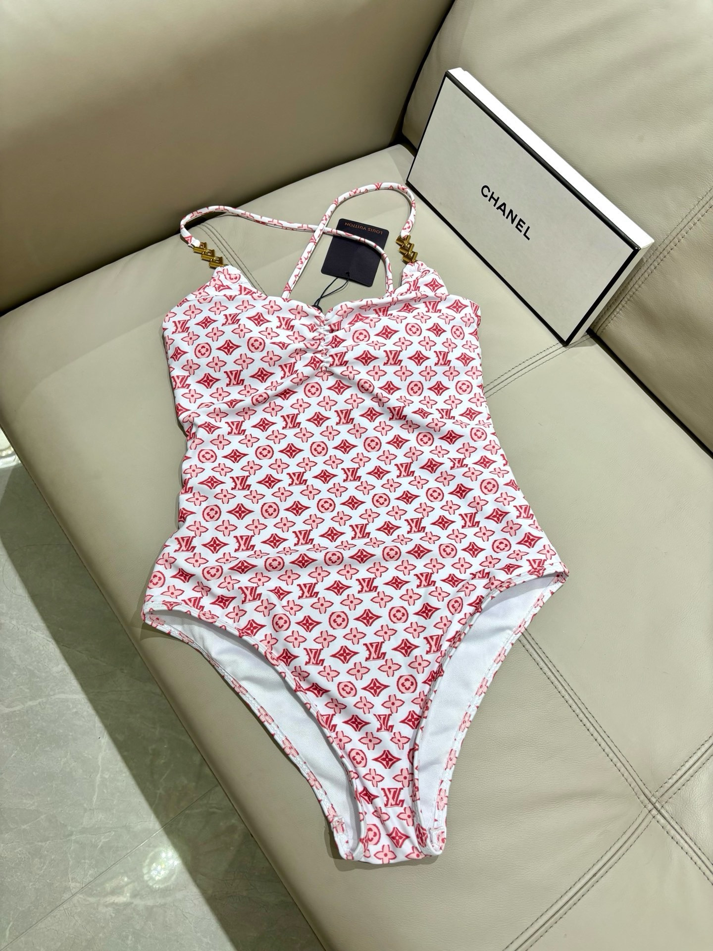 LV 高仿 Monogram粉色印花连体泳衣 女士性感修身沙滩泳装