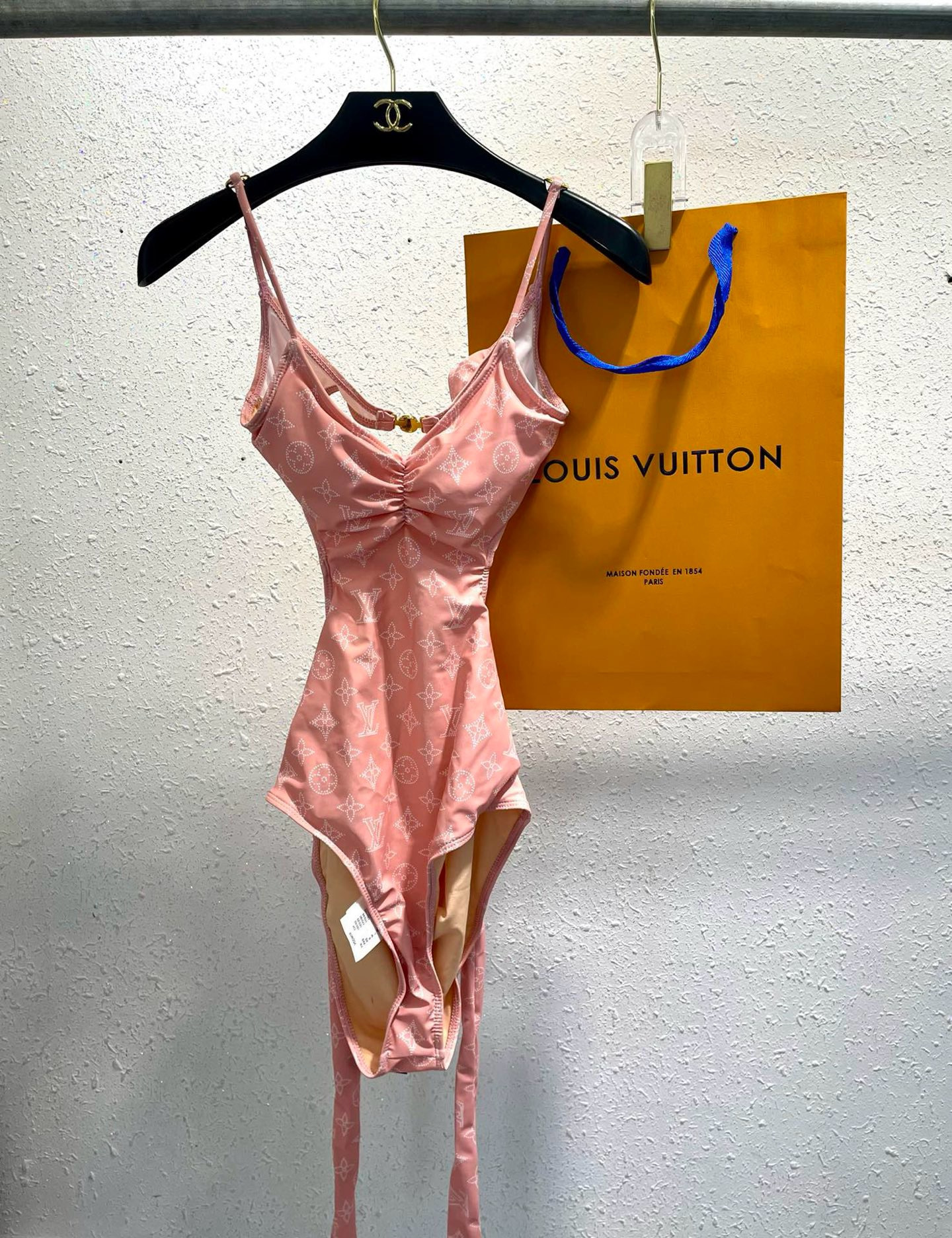 LV 原單 粉色提花连体泳衣 修身显瘦性感女士泳装| 12 LV 原單 粉色提花连体泳衣 修身显瘦性感女士泳装