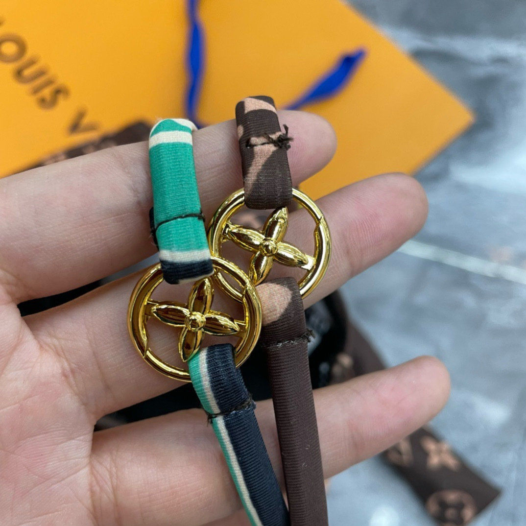 LV A貨 老花贴标拼接连体泳衣 个性印花性感泳装