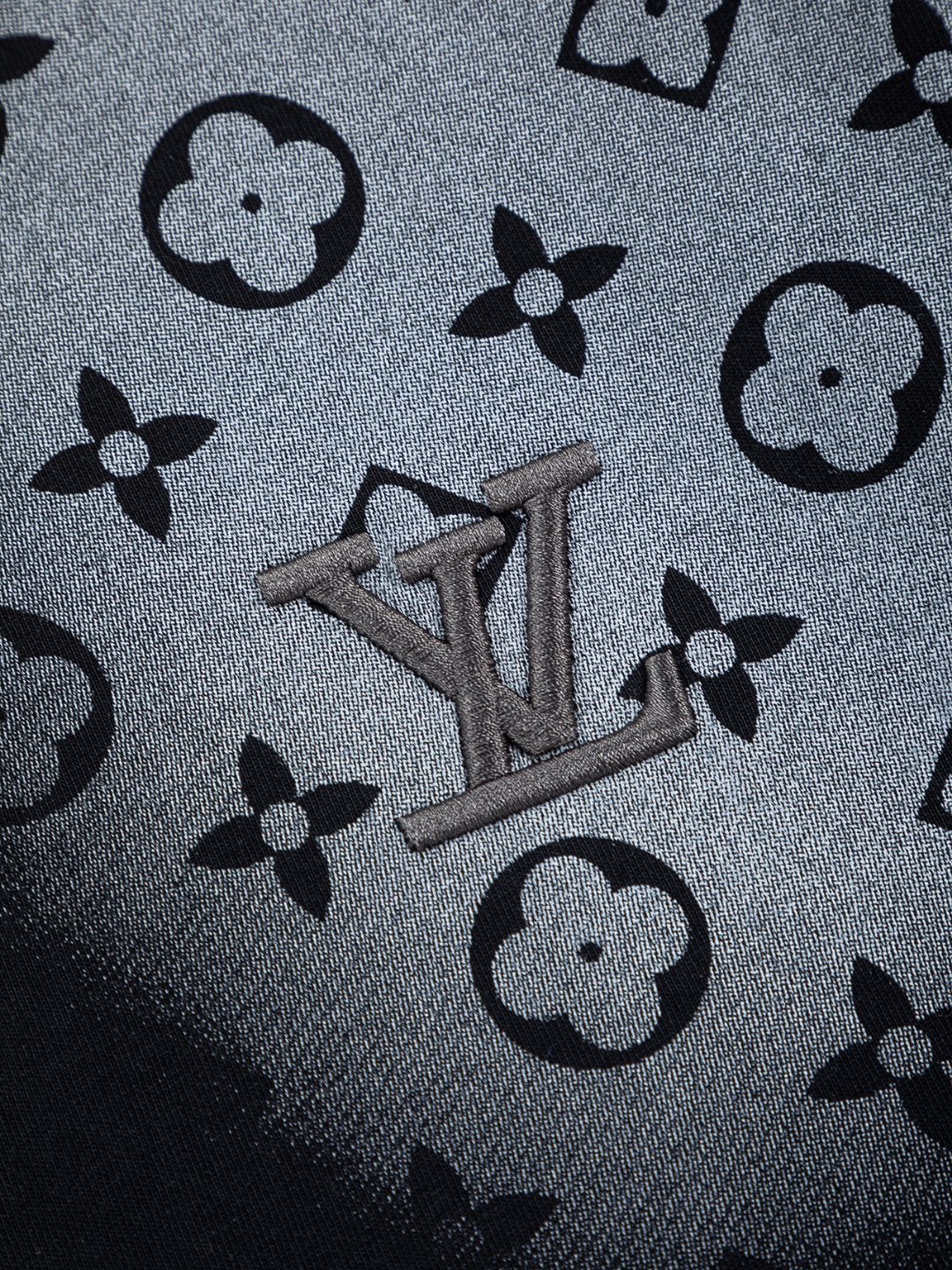 LV A貨短袖T恤男士拼接Monogram設計潮流百搭款| 10 LV A貨短袖T恤男士拼接Monogram設計潮流百搭款