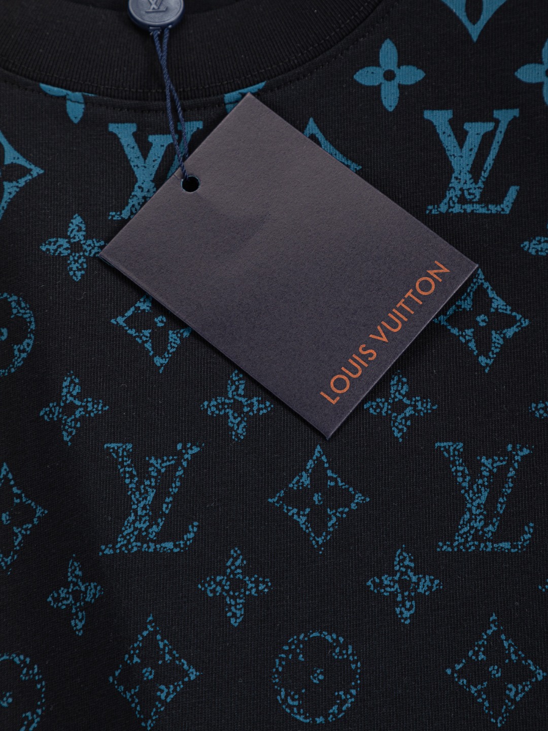 LV A貨短袖T恤男士滿版Monogram設計潮流街頭款| 16 LV A貨短袖T恤男士滿版Monogram設計潮流街頭款