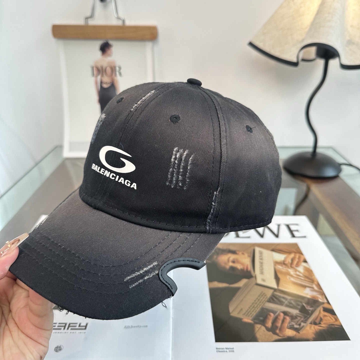 Balenciaga一比一男女款做舊Logo棒球帽黑色街頭潮流百搭帽| 9 Balenciaga一比一男女款做舊Logo棒球帽黑色街頭潮流百搭帽