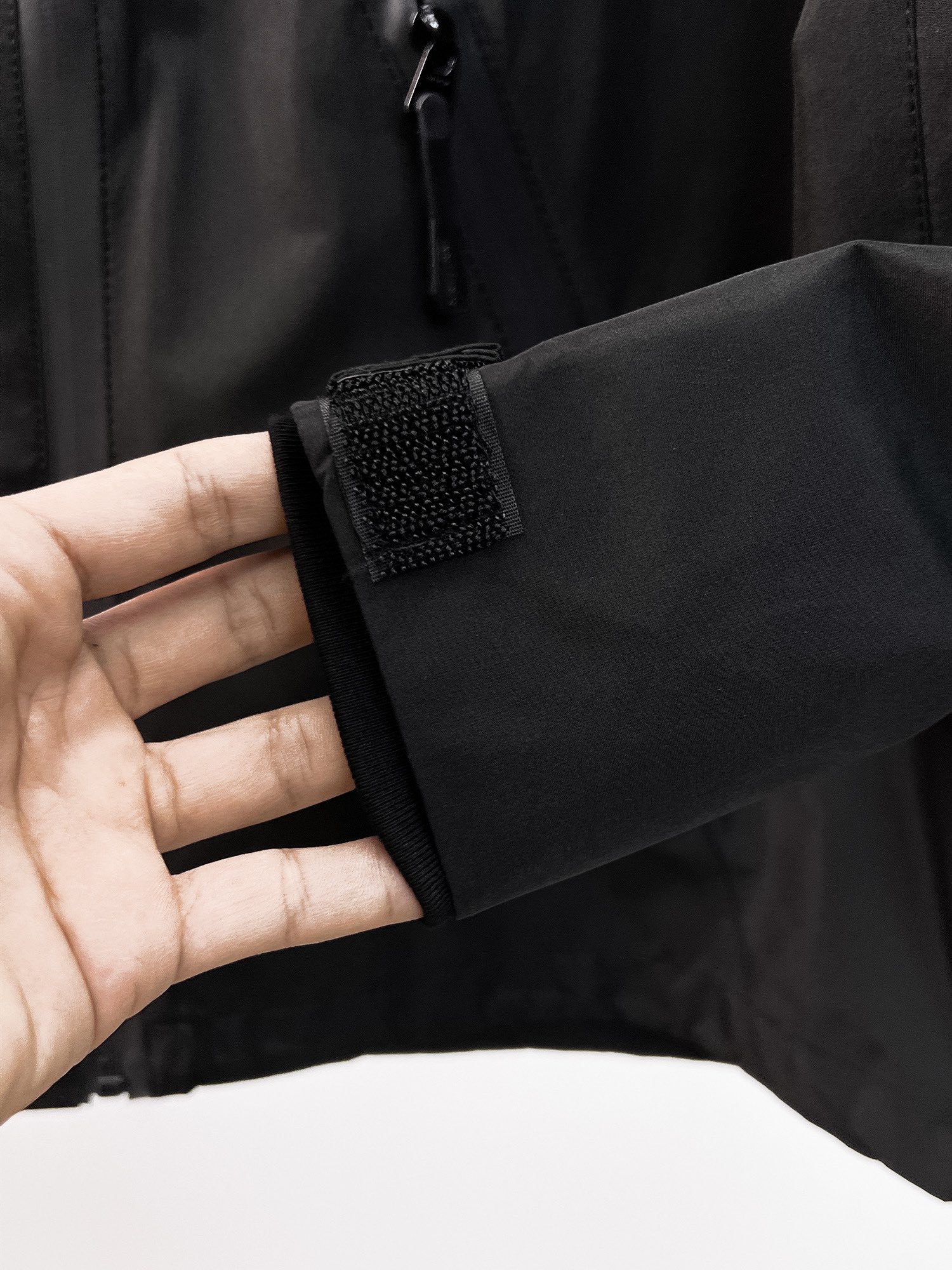ARC'TERYX 高仿 男女款 X-Zip 防水連帽外套 暗黑機能風| 16 ARC'TERYX 高仿 男女款 X-Zip 防水連帽外套 暗黑機能風