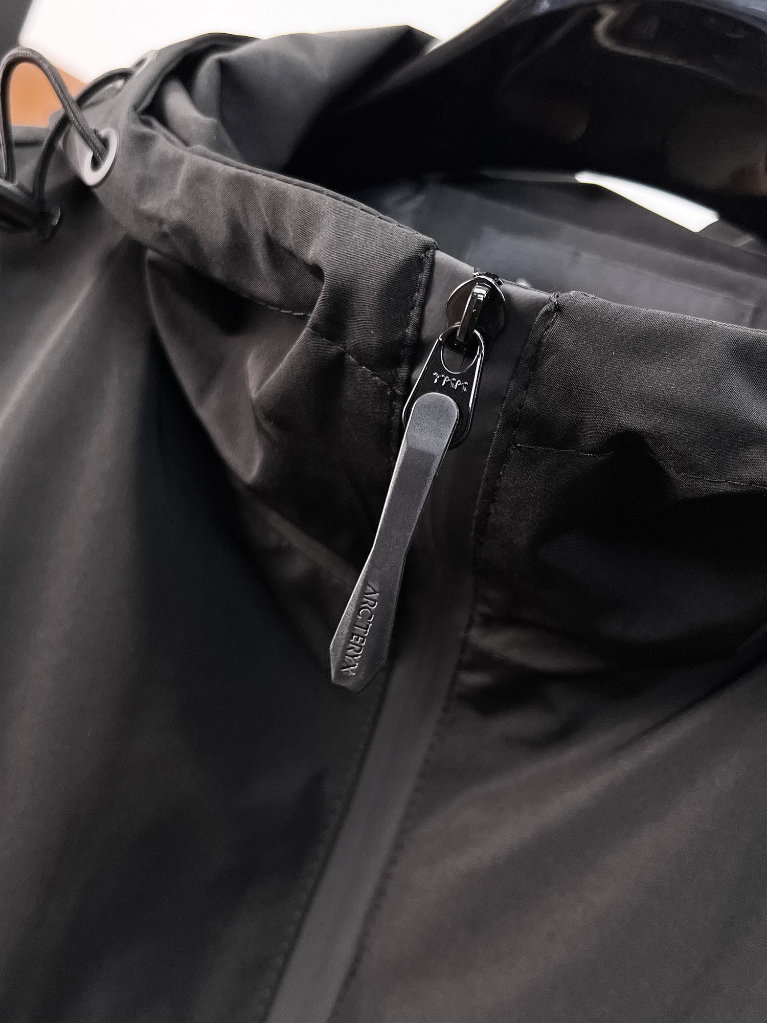 ARC'TERYX 原單 男女款 四拉鍊防水外套 都會機能版